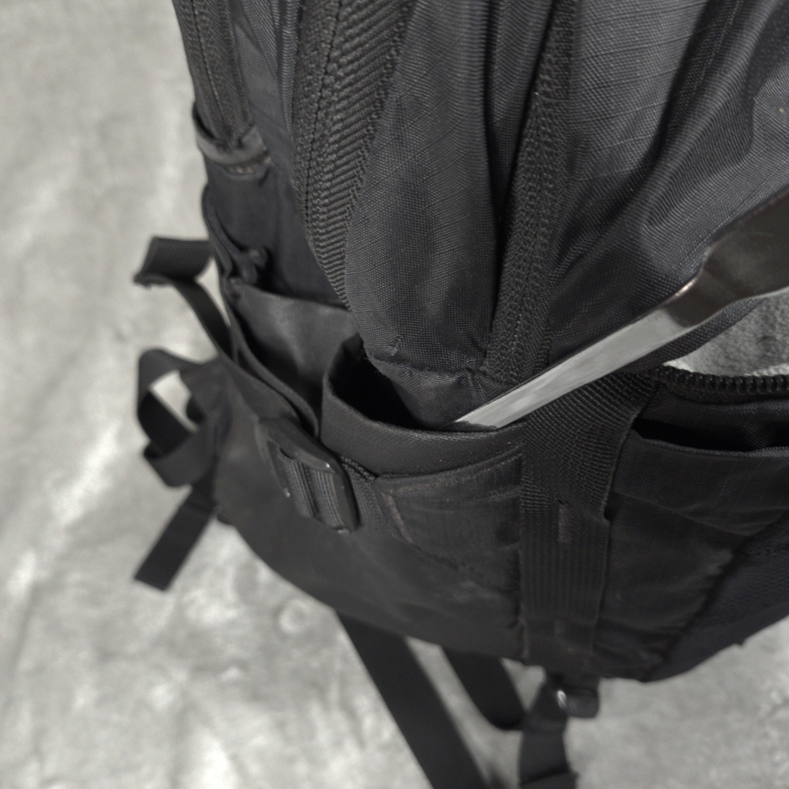 The North Face Recon Backpack Black NF0A52SH4HF Bag Laptop Sleeve Travel