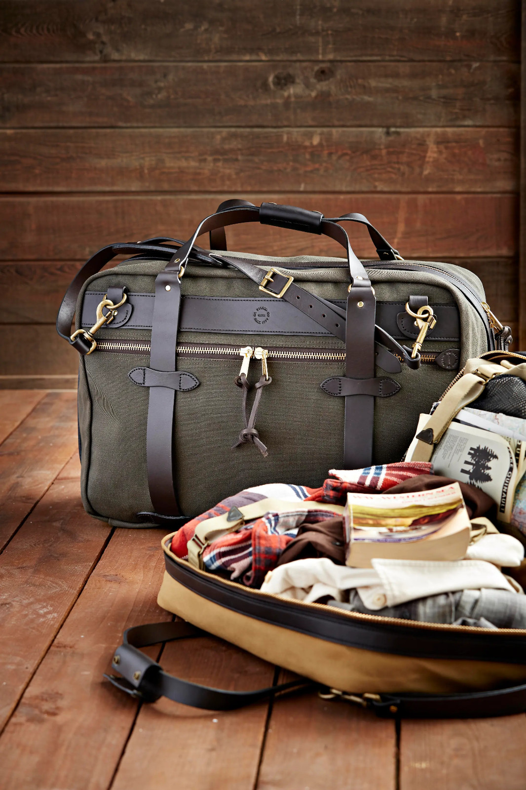 Filson Pullman 243 Large, 90’s Talon Era, Rare Find in Otter Green, Made in USA