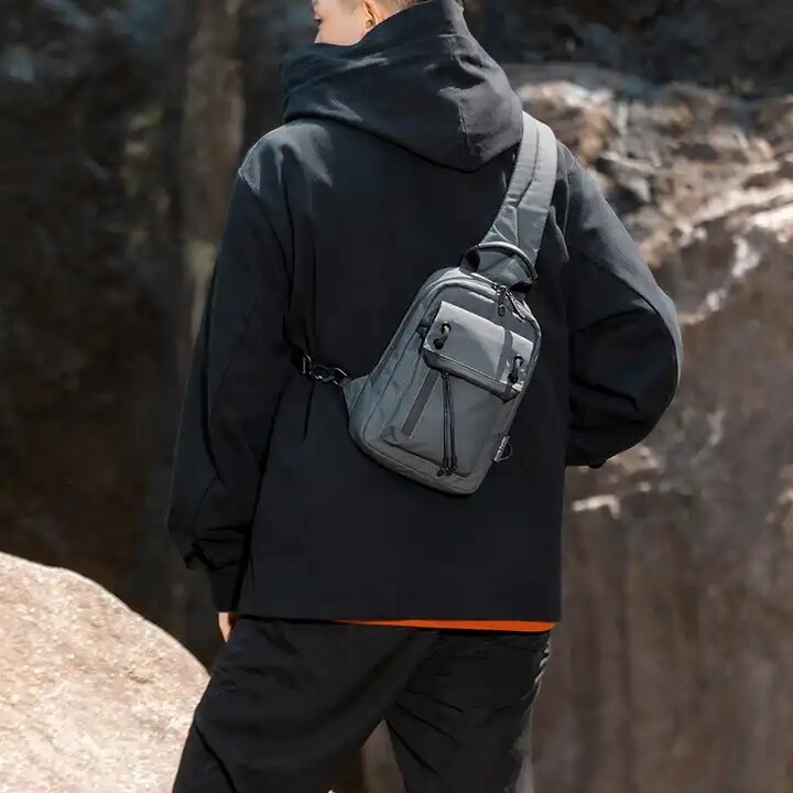 ARCTIC HUNTER Waterproof New Men Shoulder Travel Bag Crossbody Hiking Outdoor