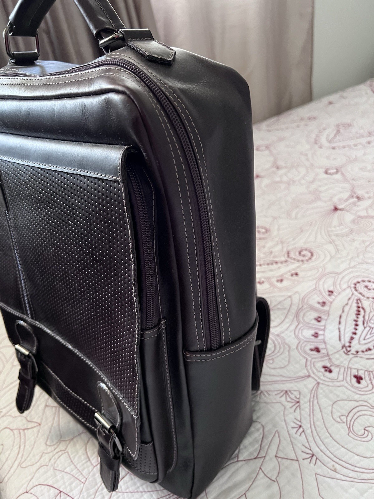 Leather Genuine Backpack 15. inch Laptop Bag made in Colombia.