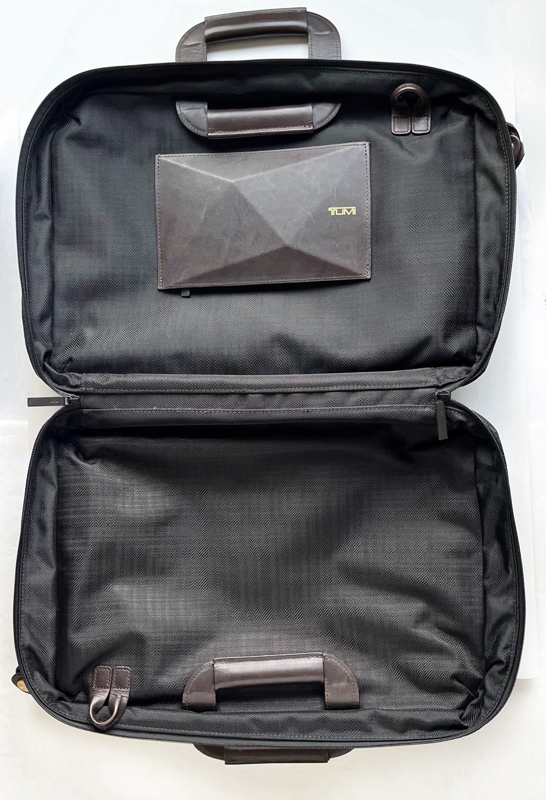 【RARE!】TUMI ❖ Dror Briefcase Black Nylon Brown Leather Reversible Crossbody Bag