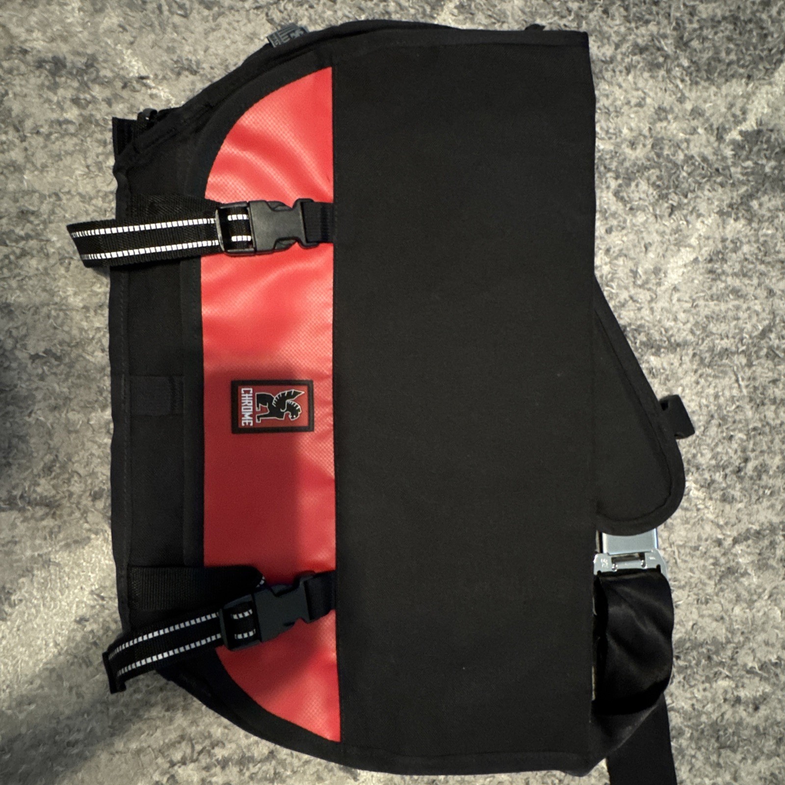 Chrome Industries Mini Metro Messenger Bag Black/Red