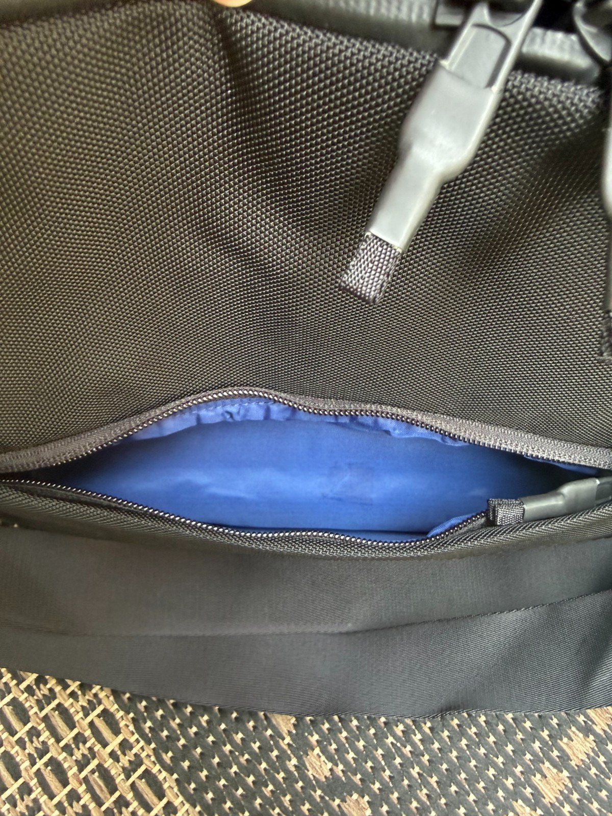 TIMBUK2 Never Check Overnight Briefcase TSF 18 Unisex Travel Business New