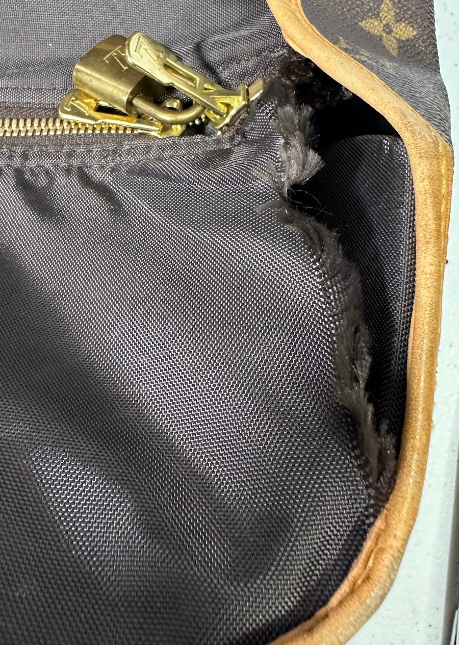 LOUIS VUITTON LV Monogram Portable Cabin Garment Bag SP0025