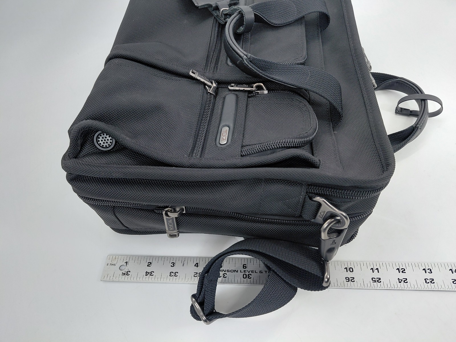 Tumi 26141D4 Alpha Black Ballistic Nylon Laptop Briefcase Bag – Used Good Cond.