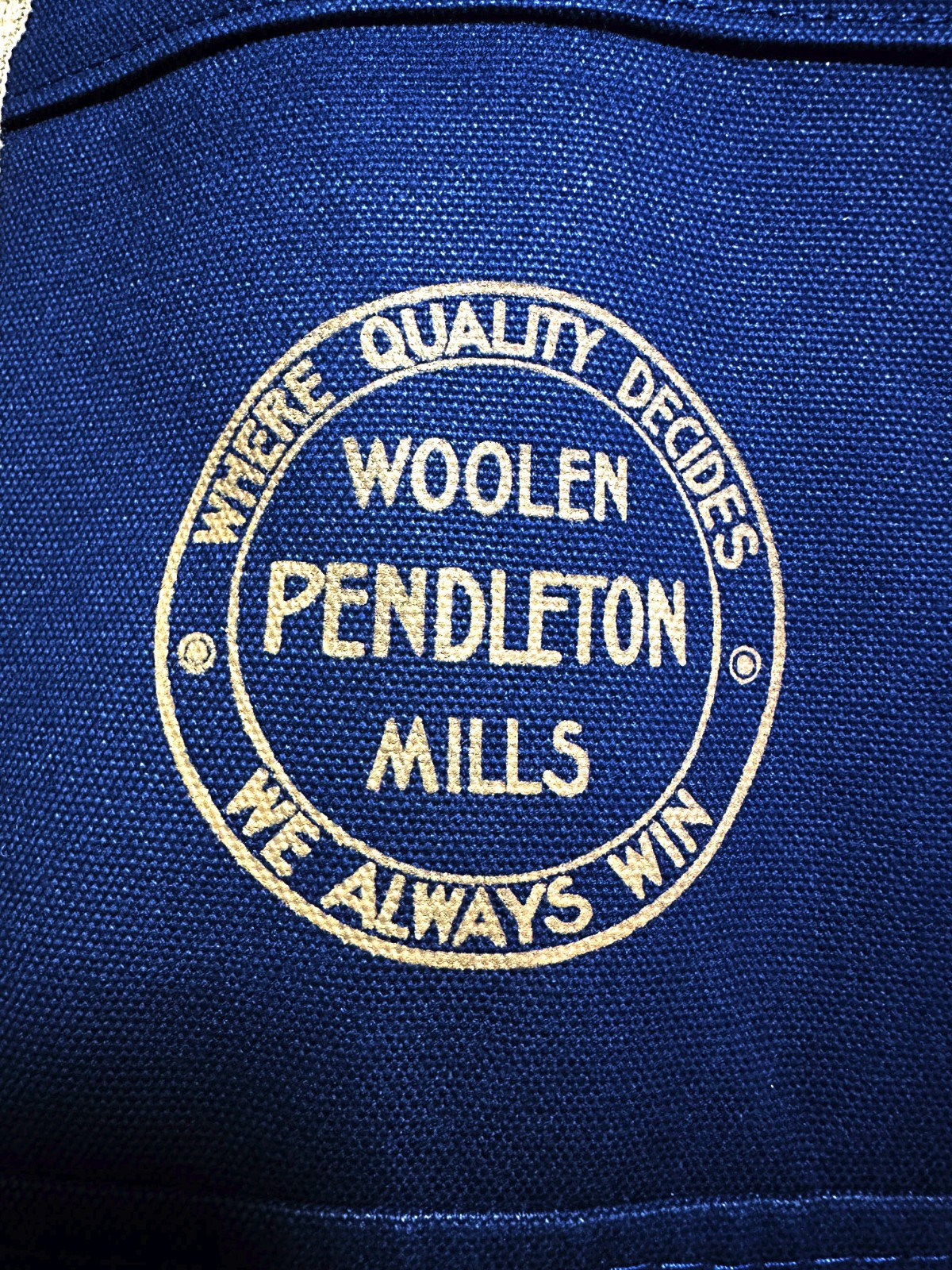 Pendleton Men’s Canvas Tote Bag – Navy