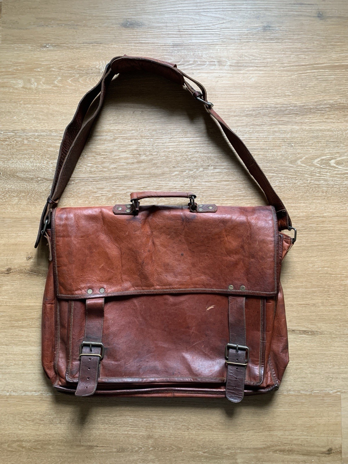 Komal’s Passion Leather 18″ Messenger Bag Vintage Briefcase Laptop Satchel XL