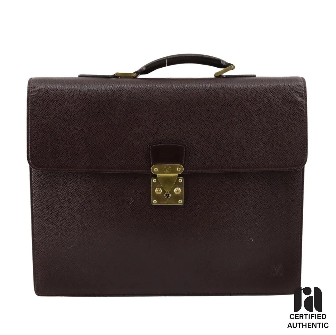 Louis Vuitton Vintage Moskova Taiga Leather Accordion Briefcase Attaché Bag…