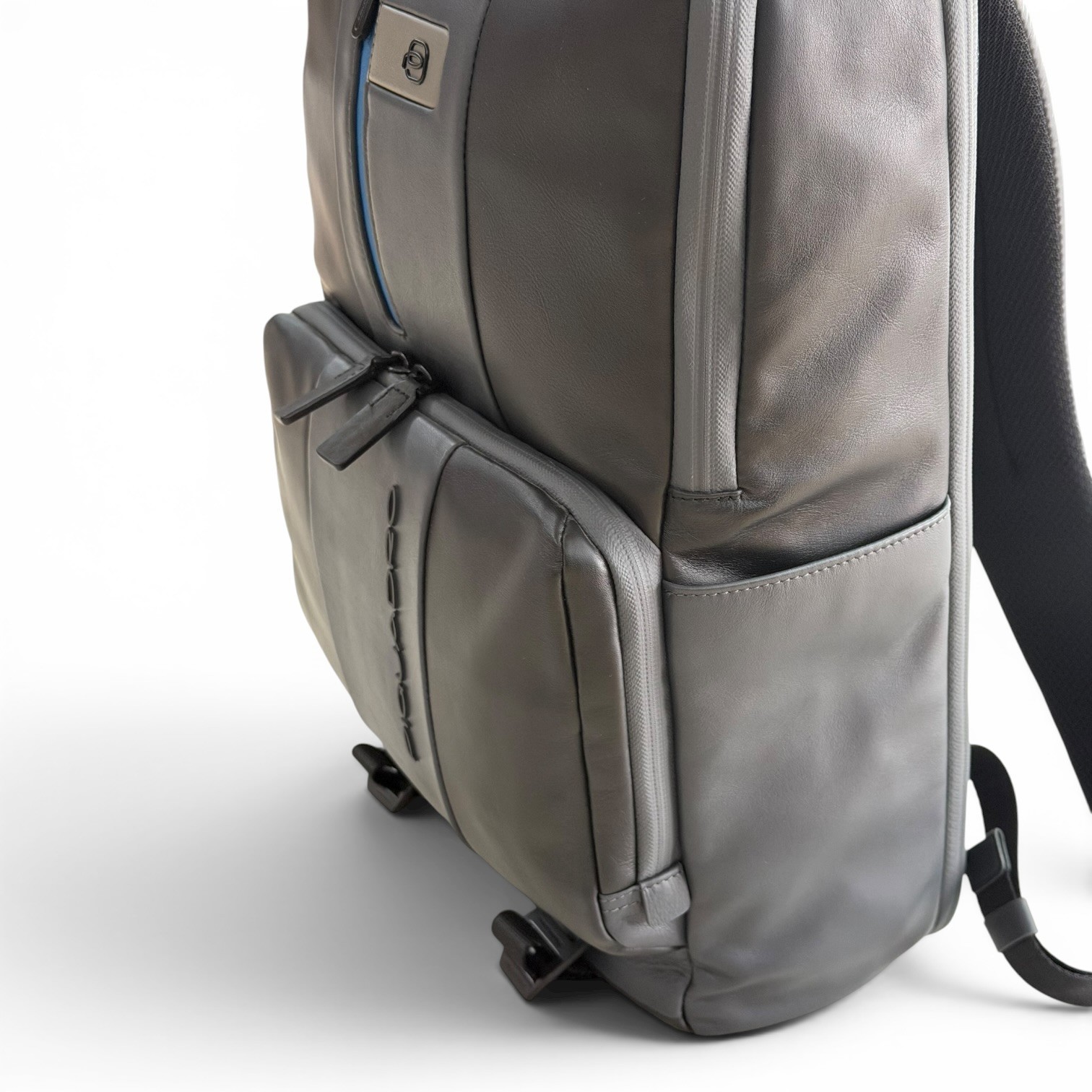 PIQUADRO men’s backpack leather backpack with computer made in Italy notebook