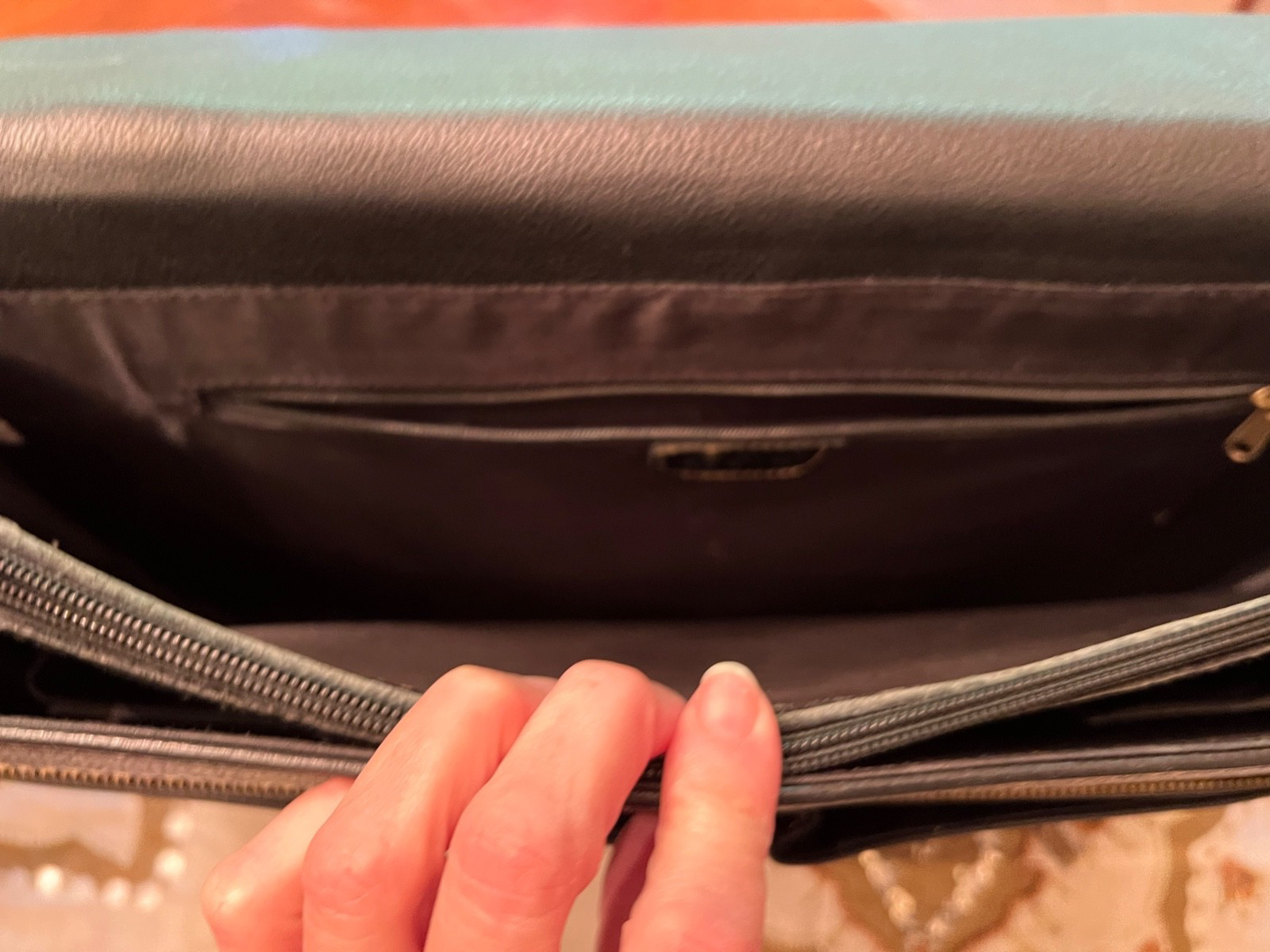 APC Black Leather Computer Bag Briefcase Minimalist Look VGUC