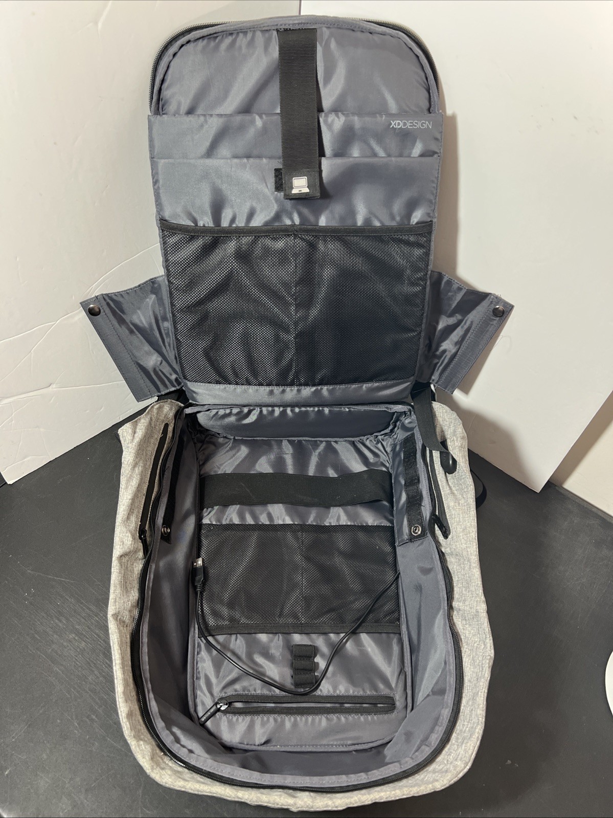 XD Design Backpack Laptop Bobby Compact Anti-Theft USB Gray Black Unisex Bag