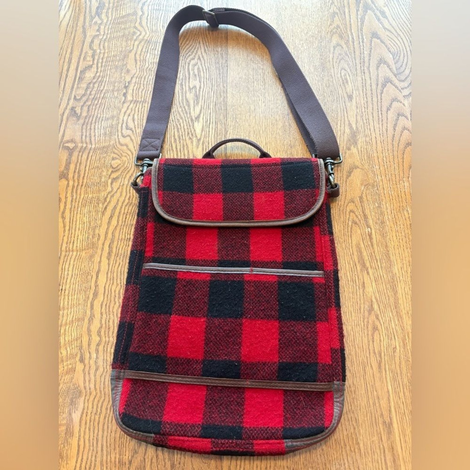 J. Crew Men’s Red Black Buffalo Plaid Messenger Bag Computer Bag