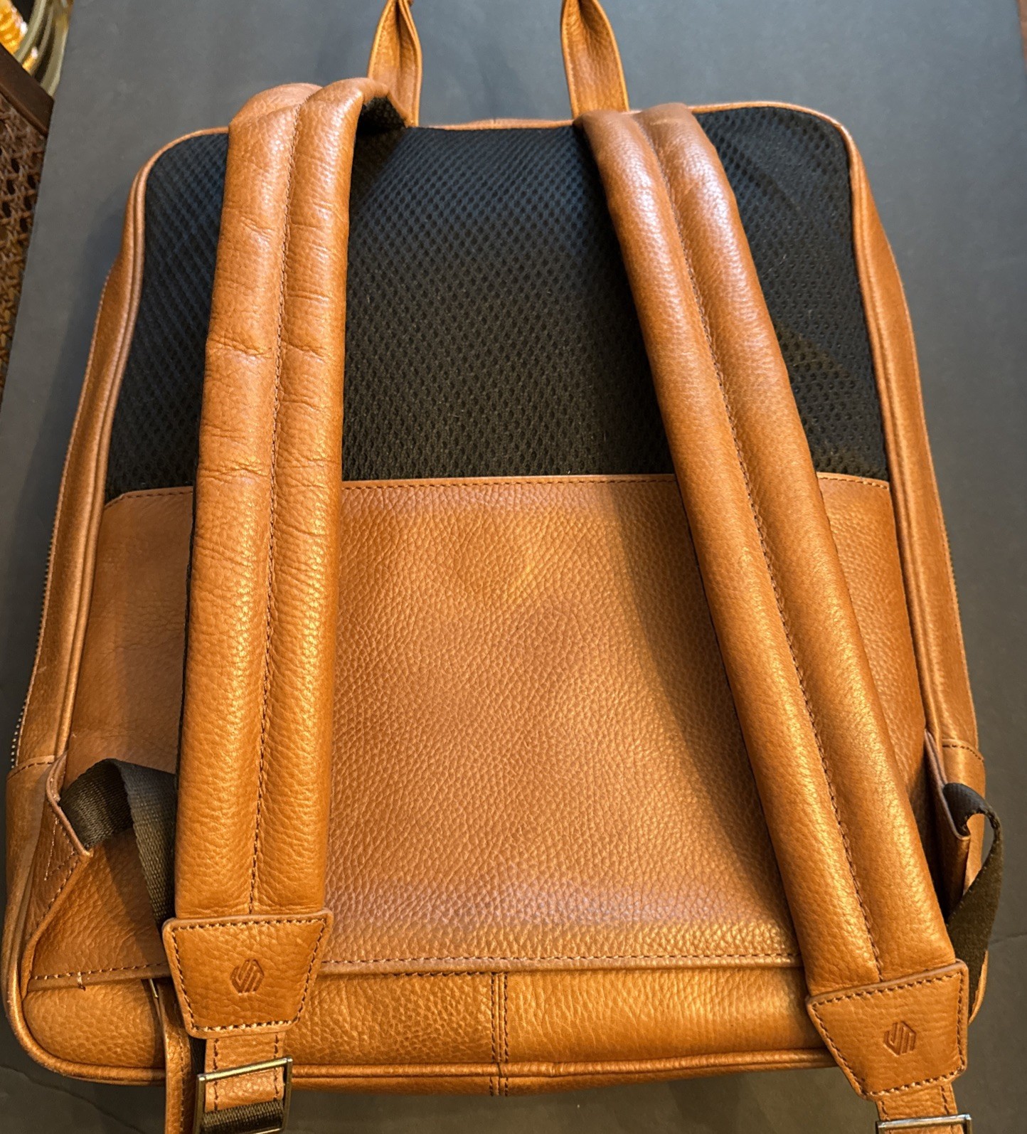 Johnston & Murphy Leather Backpack Computer Bag Slim Lightweight Commuter * NWT