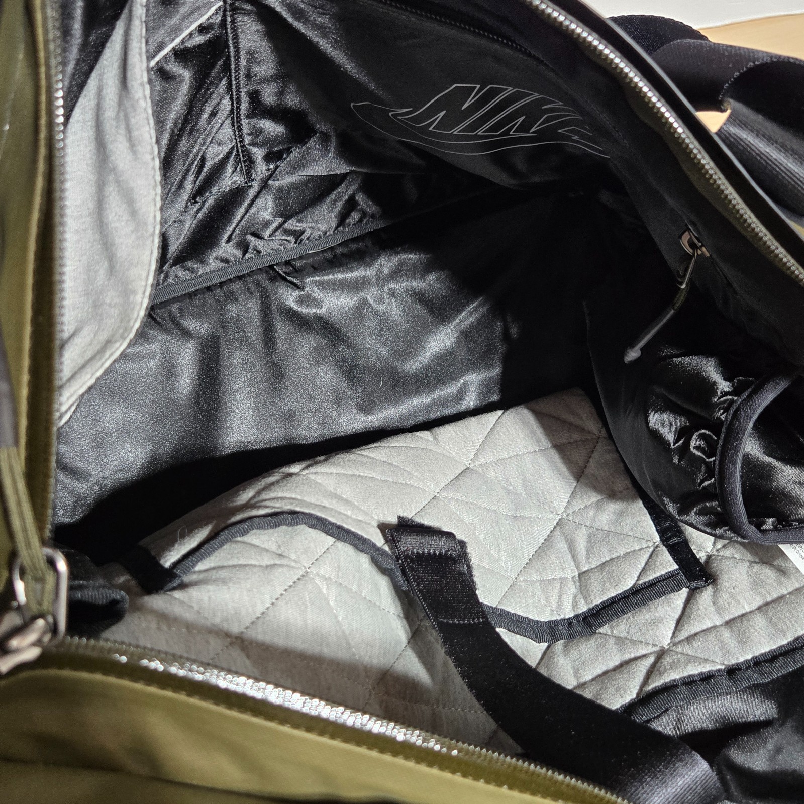 Nike Tech Bonded Tote Waxed Olive Sequoia Black Messenger Bag