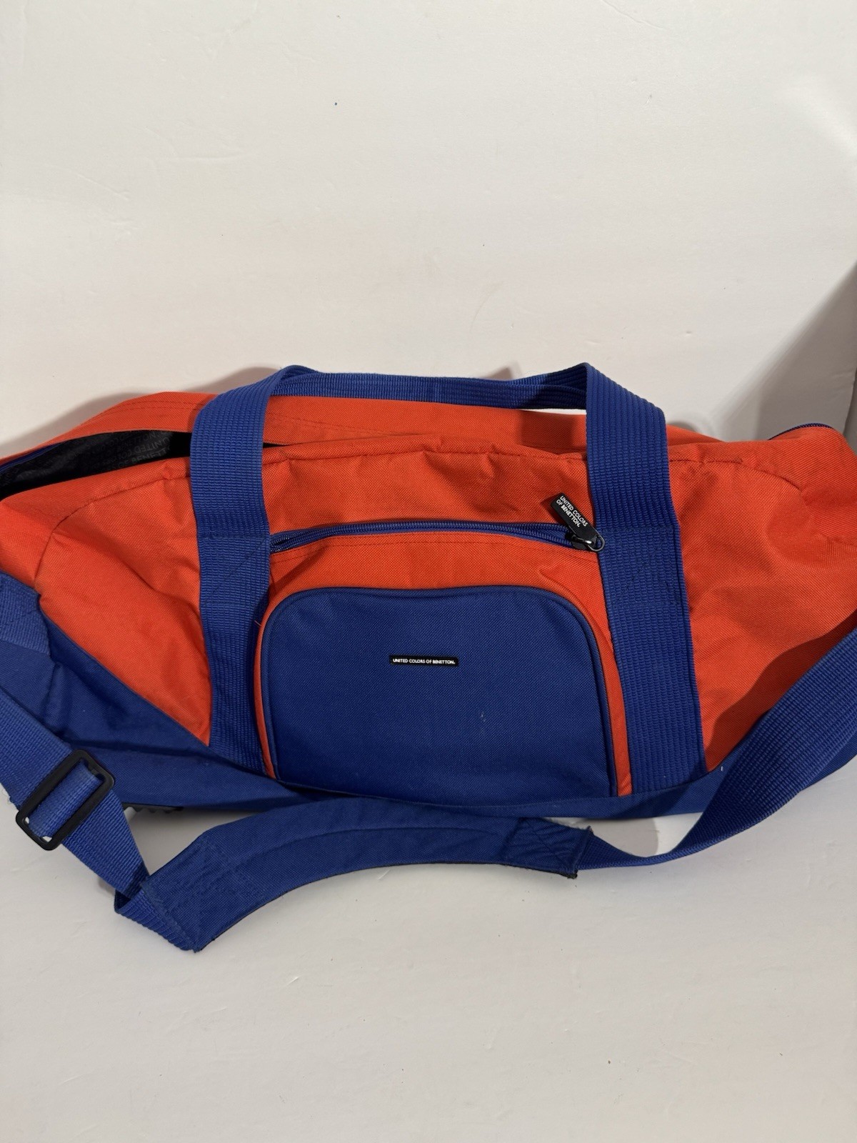 Vintage United Colors of Benetton duffel bag distinct red and blue color block