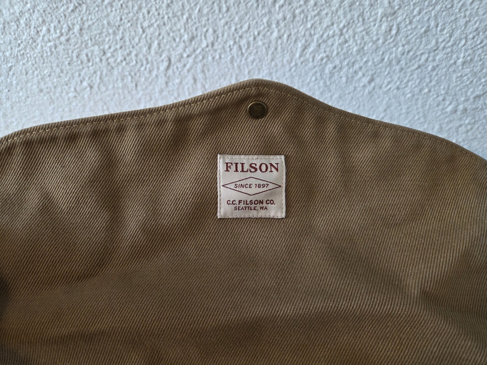Filson Rugged Twill Padded Computer Bag | Tan | USA Made | MSRP $625 | Rare