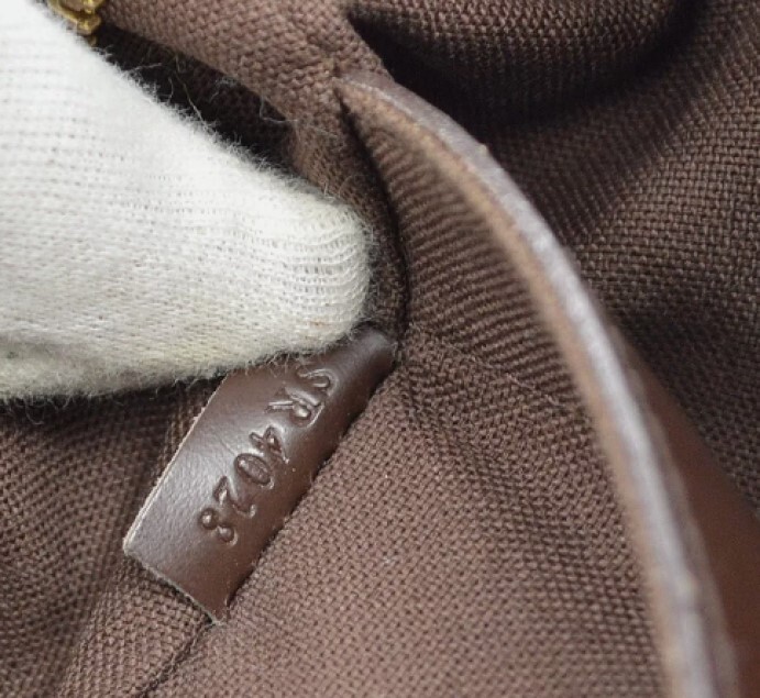 Louis Vuitton LV Canvas Monogram DAMIER NAVIGLIO Messenger bag – VERY GOOD