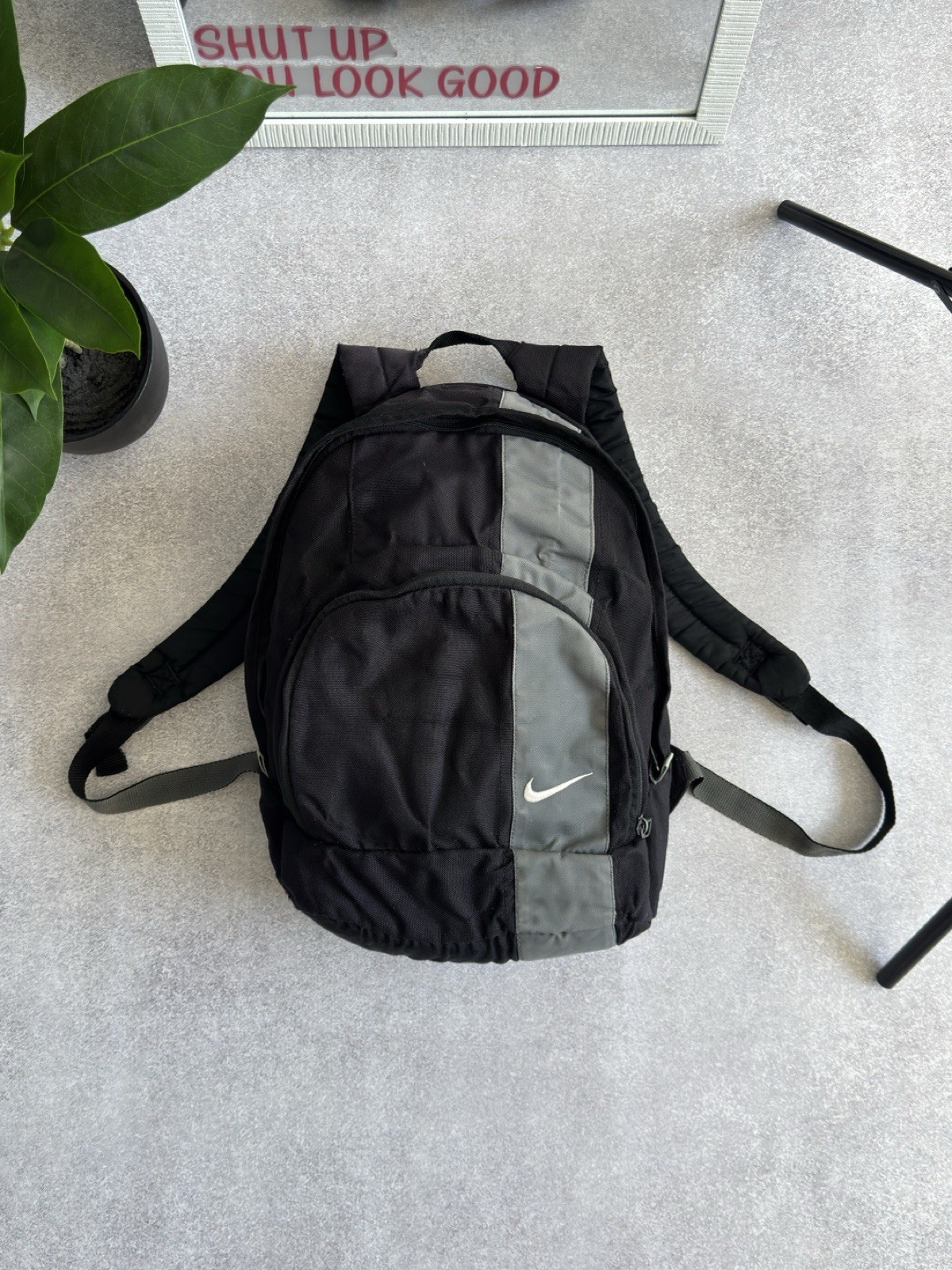 VINTAGE NIKE 90s BACKPACK BLACK Y2K BAG RARE Unisex