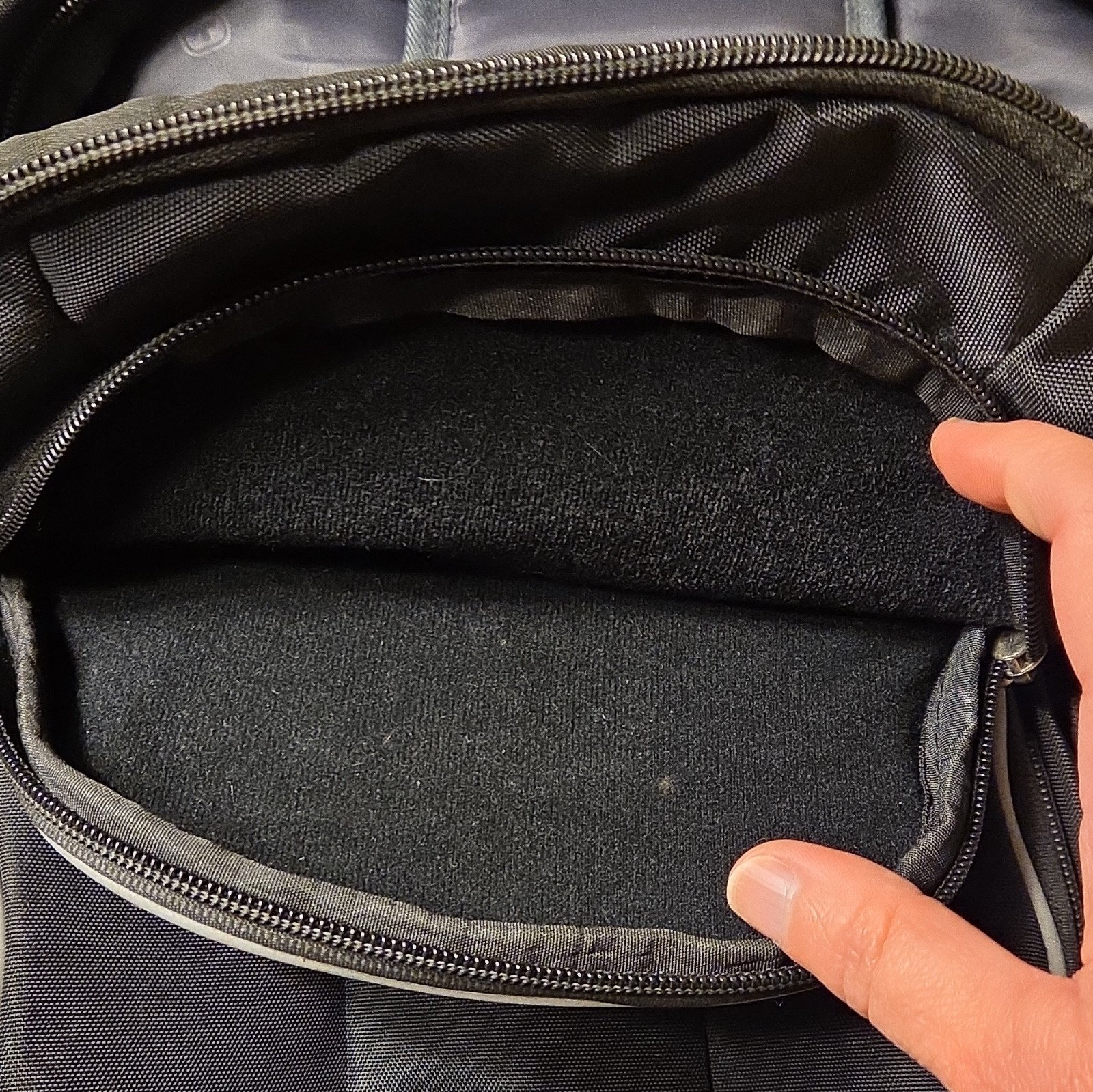 SWISSGEAR Scan Smart Black Backpack Laptop Sleeve Inner & Outer Pockets