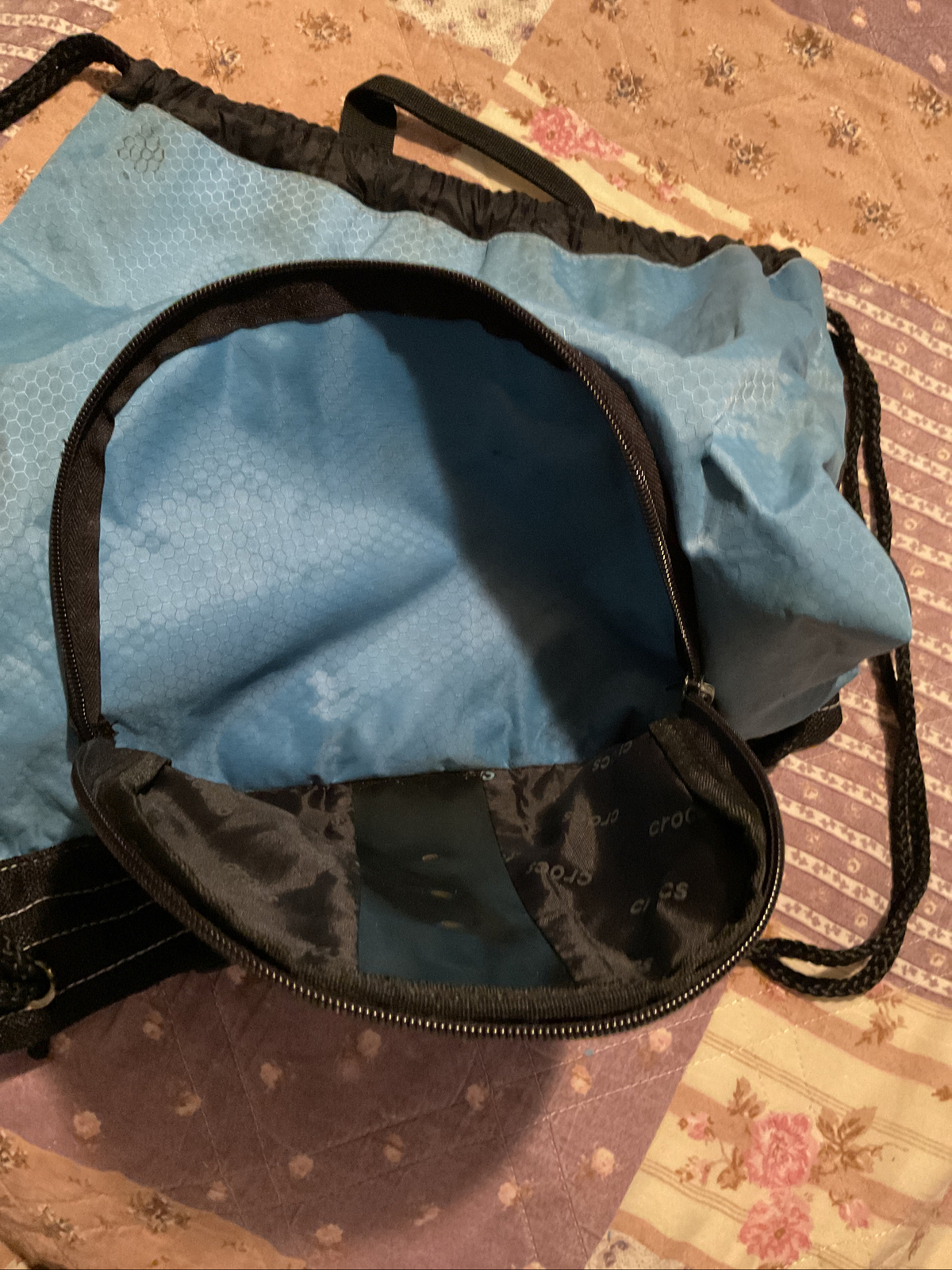 Crocs Blue Drawstring Backpack Bag w/ pocket