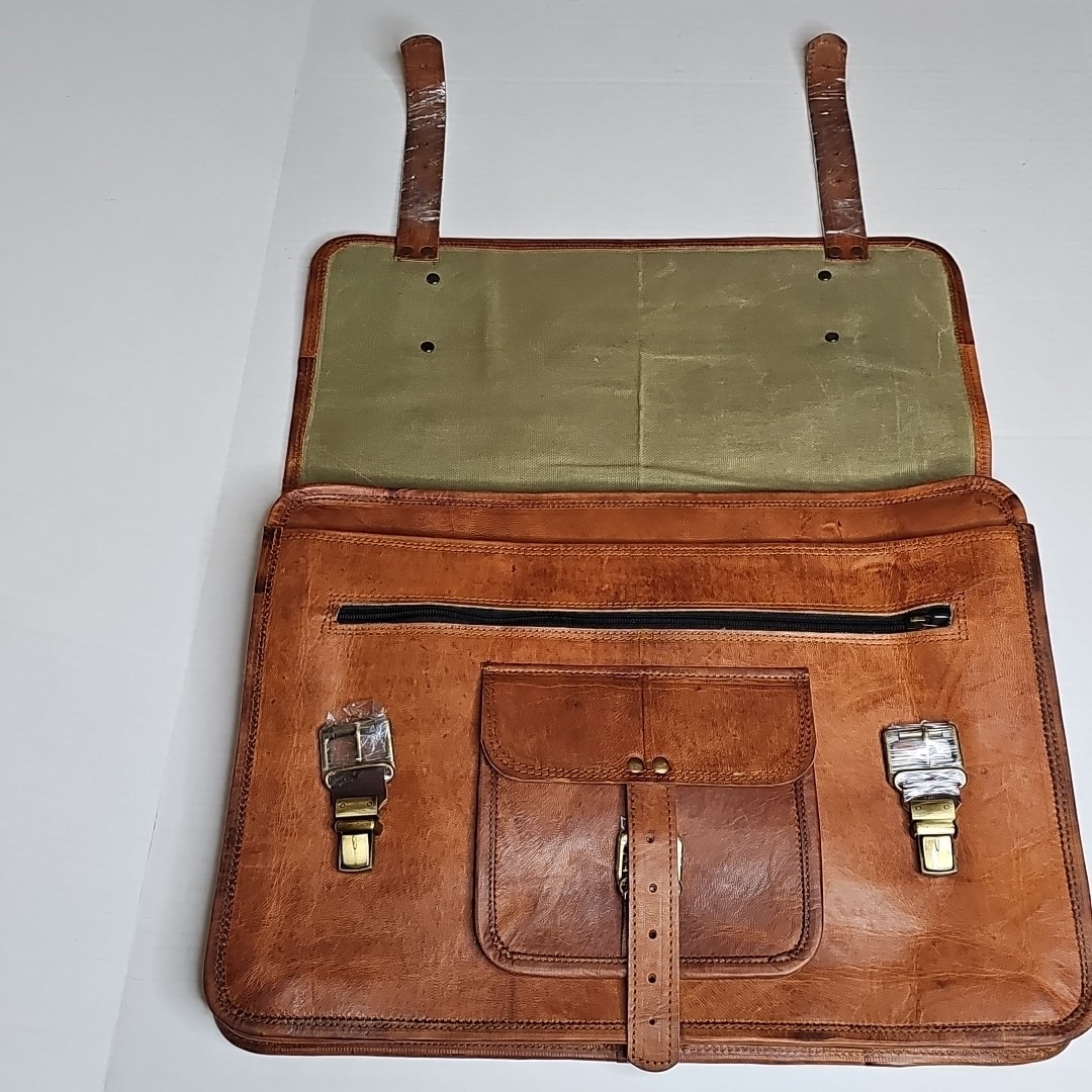Komal’s Passion 18″w Leather Briefcase Satchel Laptop Messenger Bag Cattle Club