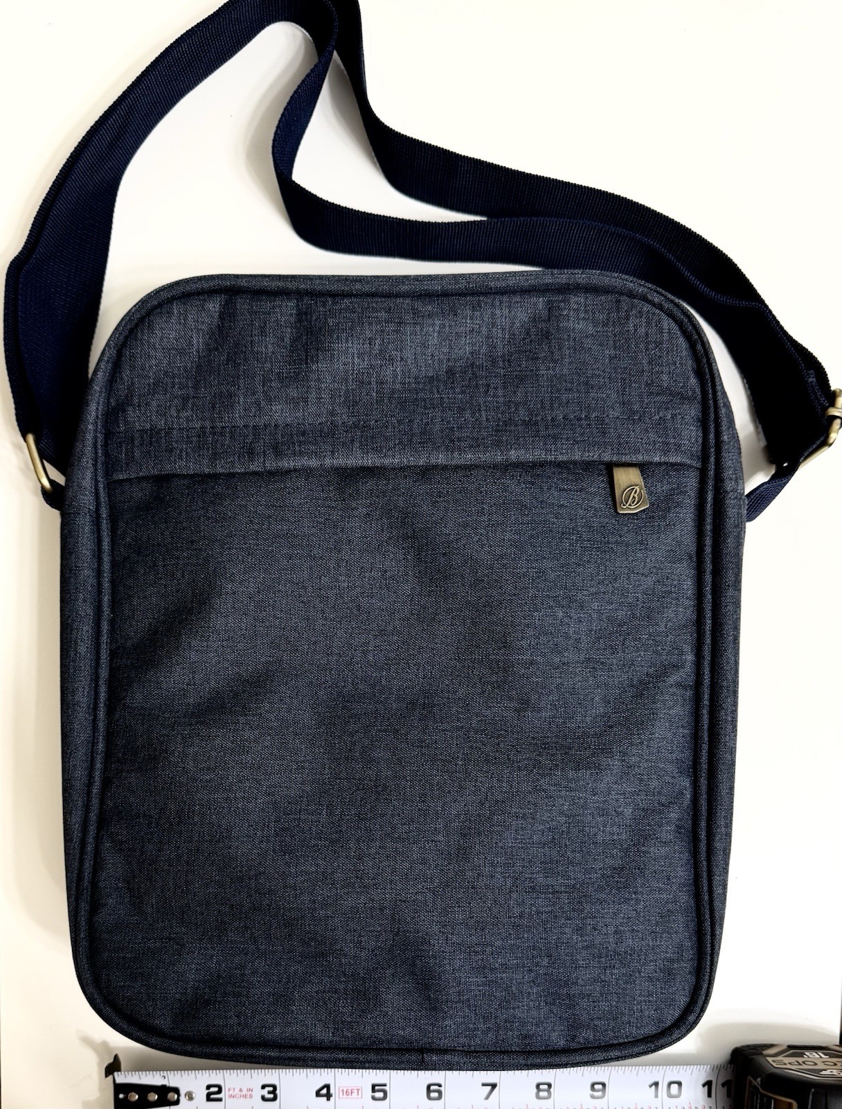 Ballantine’s Crossbody Shoulder Bag Zip Closure Adjustable Strap Travel
