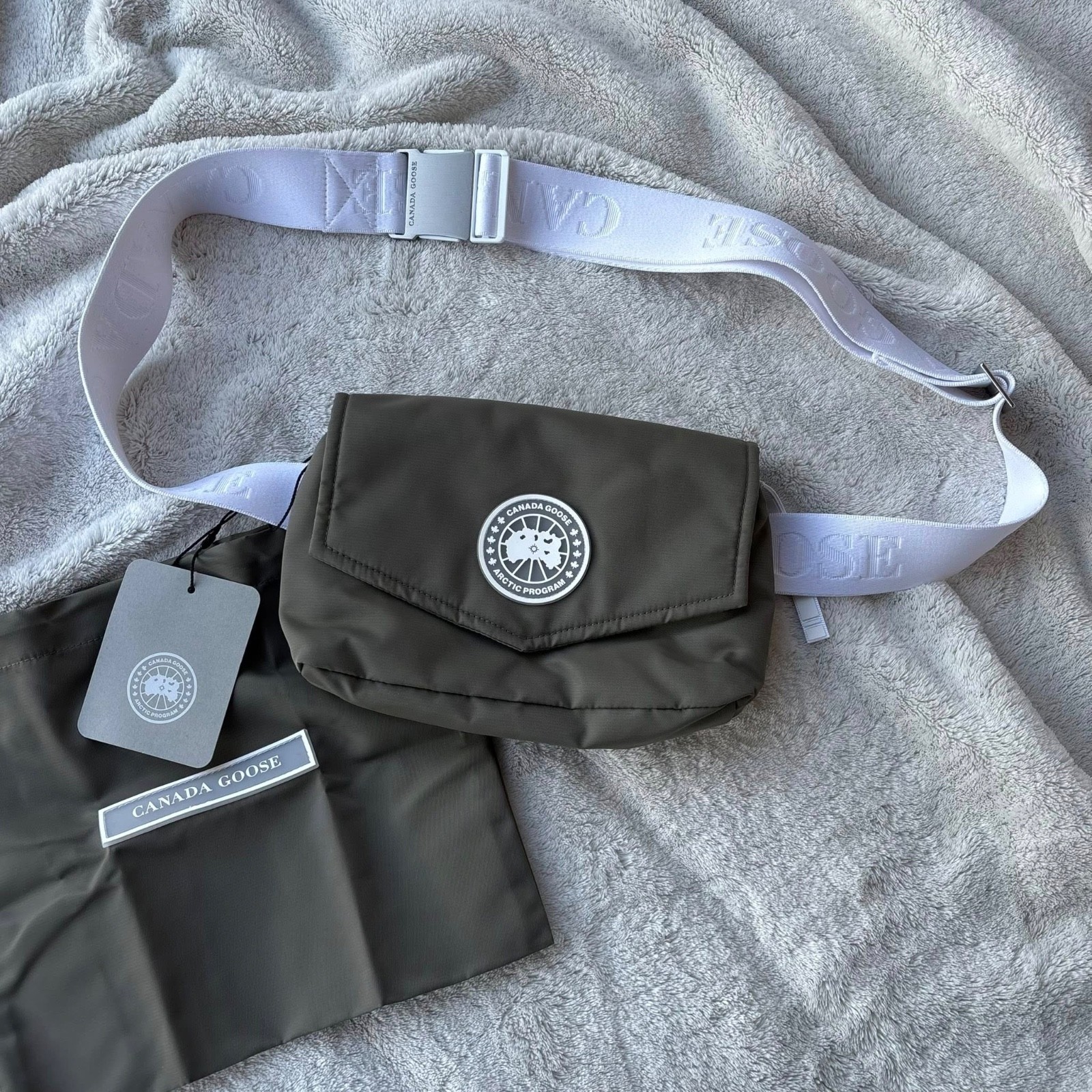 Canada Goose Smokey Sage Badge Waist Pack Bag – MSRP: $250 – Authentic – New