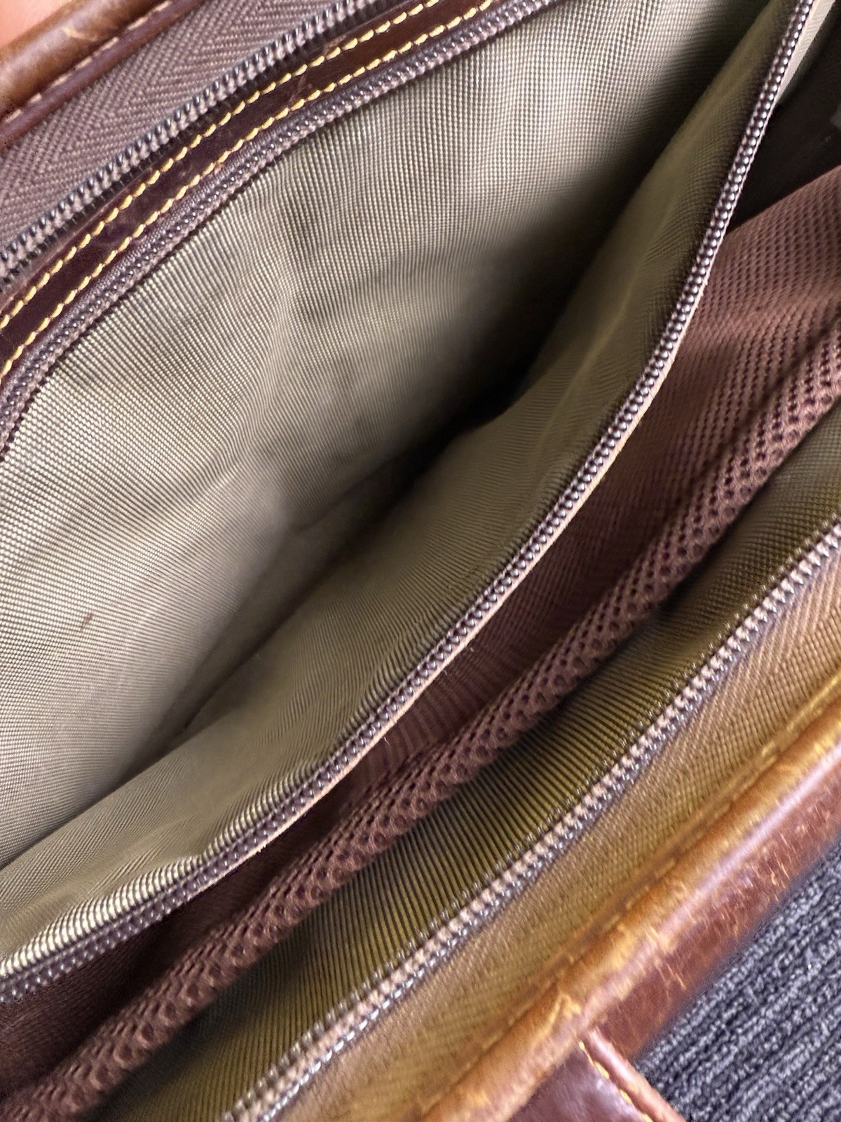 Vintage Johnston & Murphy Leather Briefcase Shoulder Bag Laptop Bag