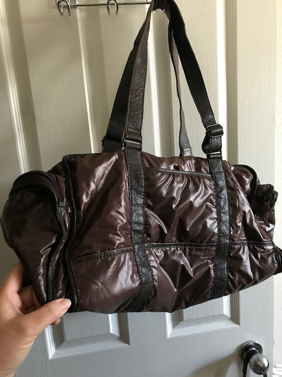 Euc Property Of … Men’s Brown Nylon Leather Stripes Duffel Gym Bag 20x10x8″