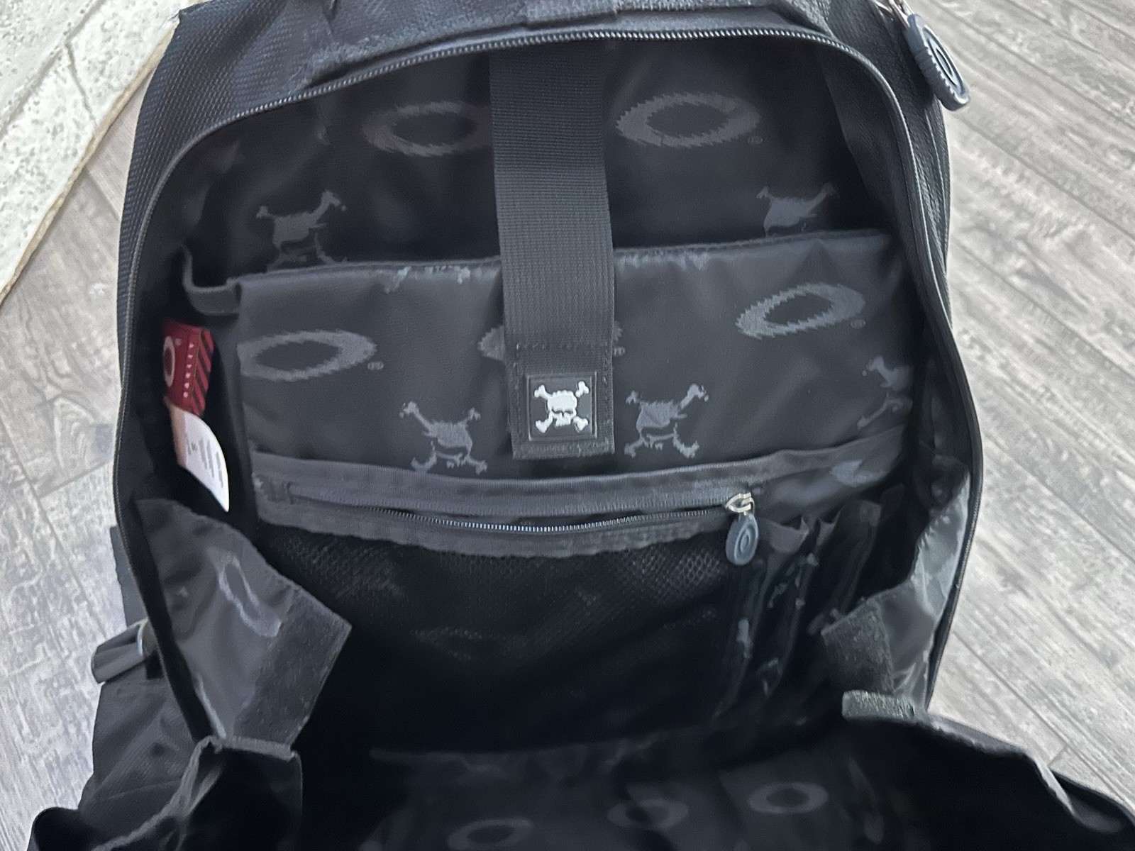 OAKLEY HARD SHELL BACKPACK HARDSHELL RARE