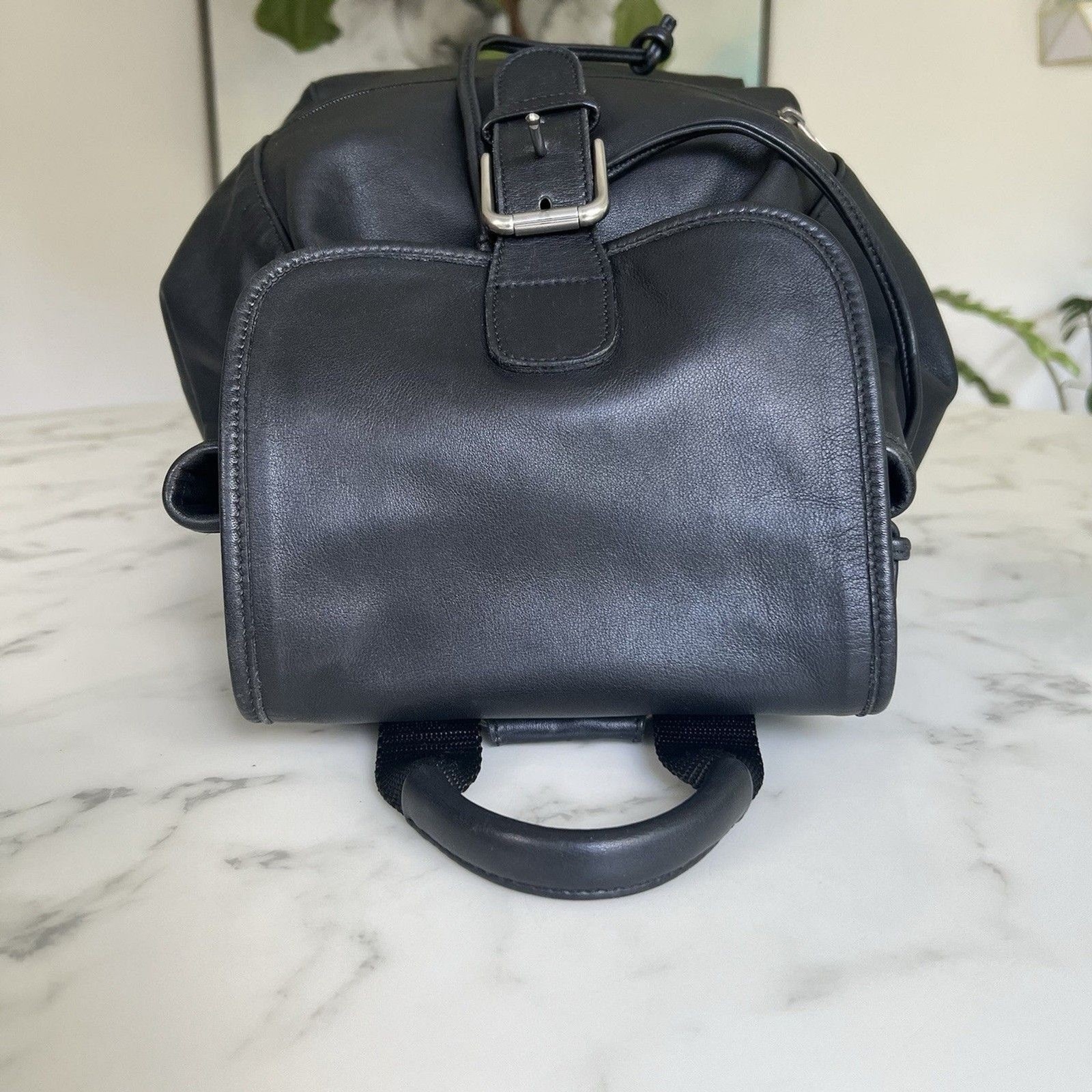 COACH Vintage Drawstring Buckle Backpack 0529 Black Leather Silver Nickel USA