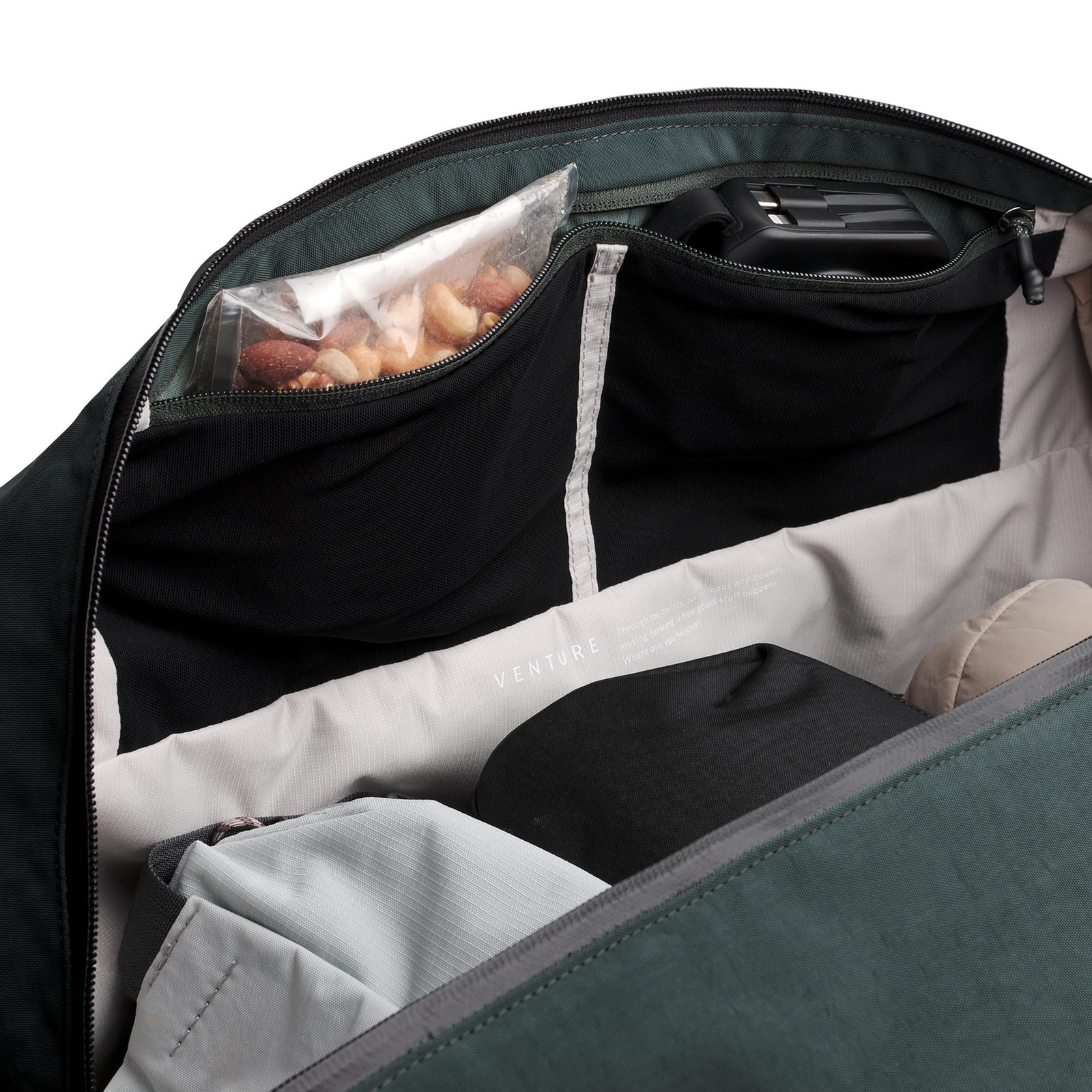 Venture Ready Duffel 40L (rugged weekender travel bag with streamlined organi…