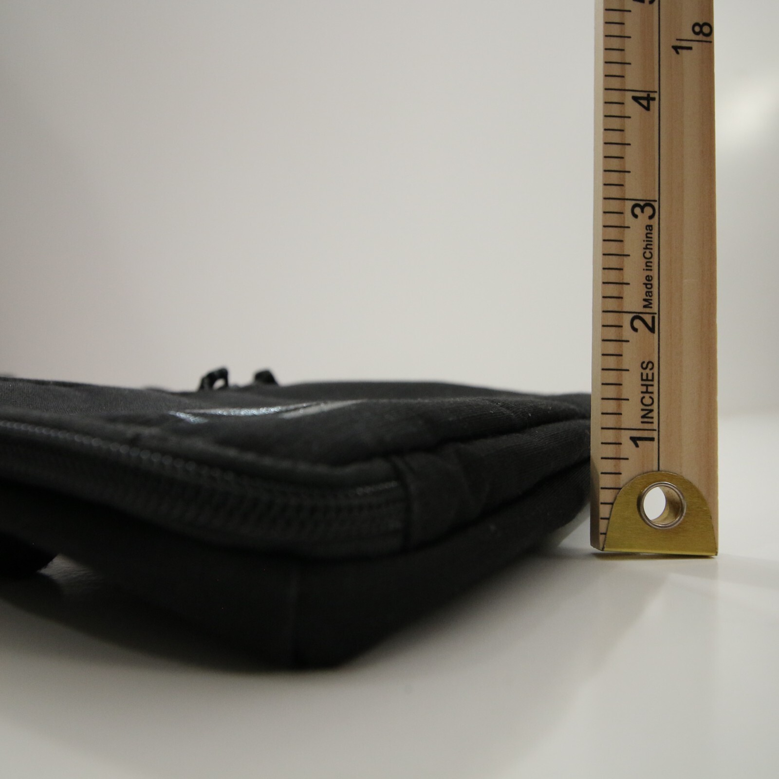 Timbuk2 Slingshot Crossbody Black 8.5 x 6 x 1 in