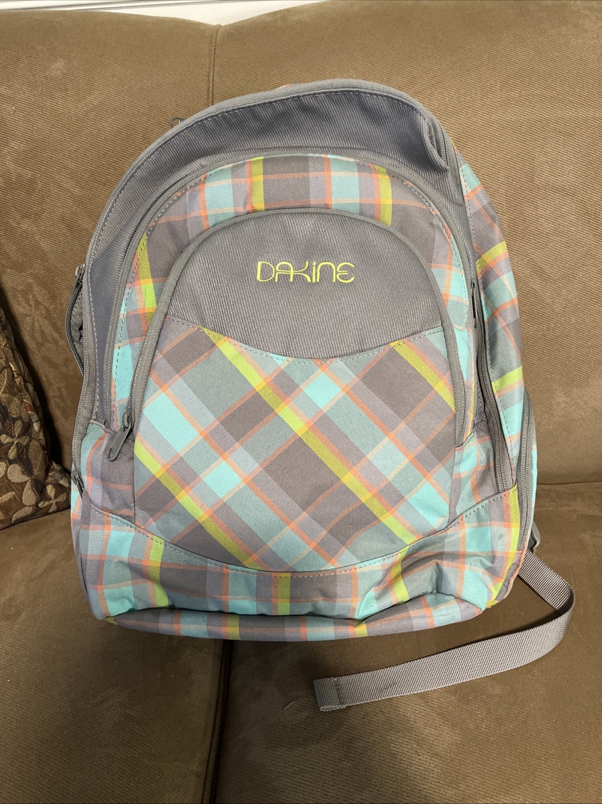 Dakine Academy Plaid Grey School Laptop Backpack – 16 L