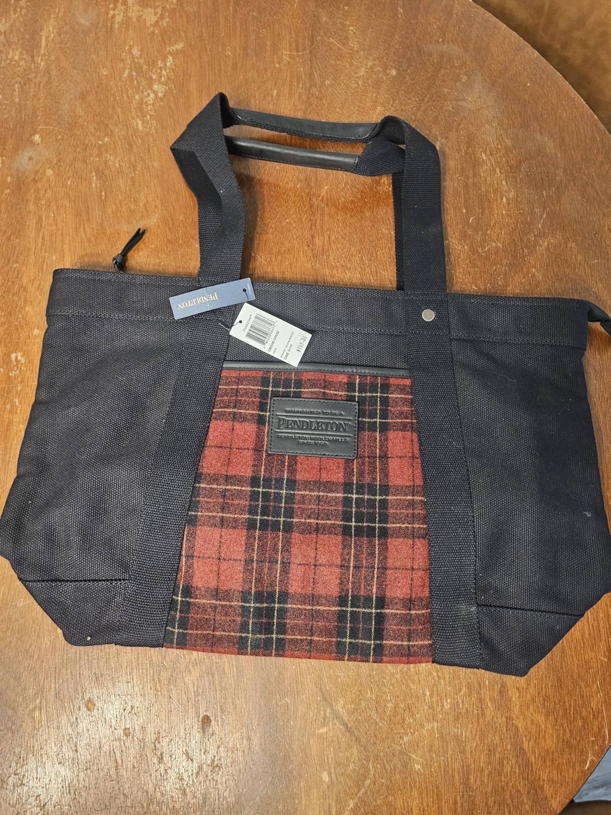 Pendleton Woolen Mills Brodie Black & Plaid Canvas Tote Duffle Bag Zip Close NEW