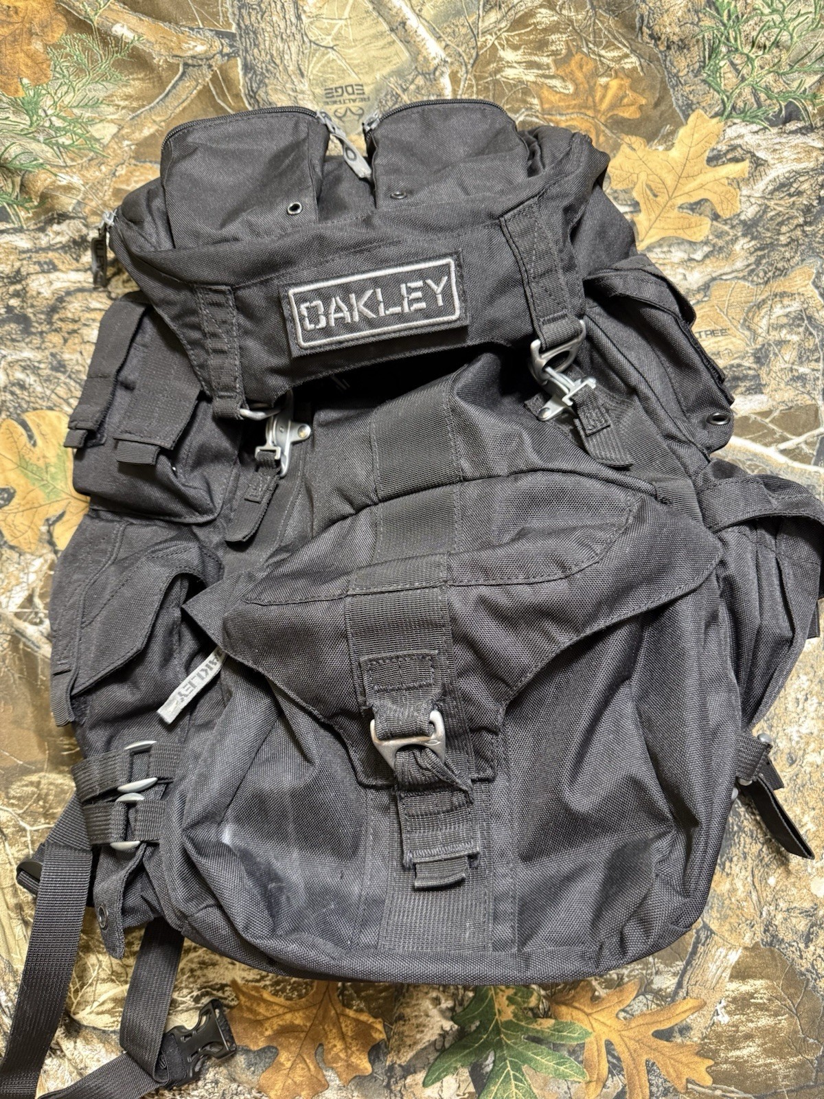 Vintage Oakley Mechanism Backpack Y2K GORP Collectible Goose