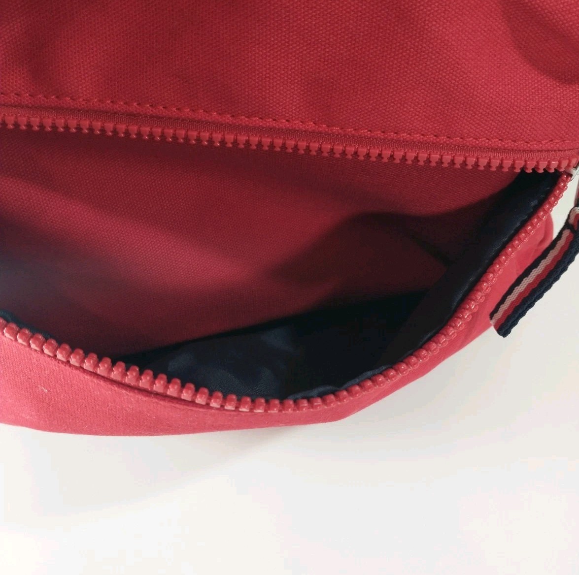 Tommy Hilfiger Jackson Canvas Backpack, Red Weekend Commuter Bag , N Without Tag