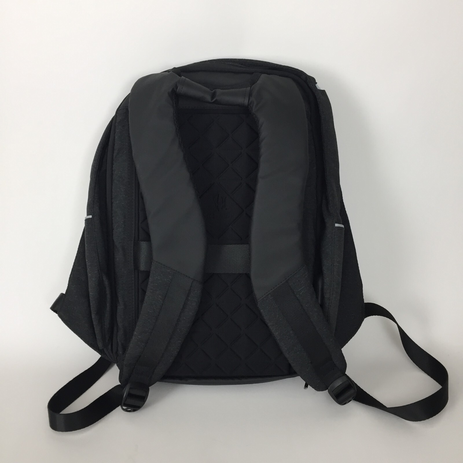 ARCTIC HUNTER Waterproof USB Charge Laptop Business Backpack School Bag NEW