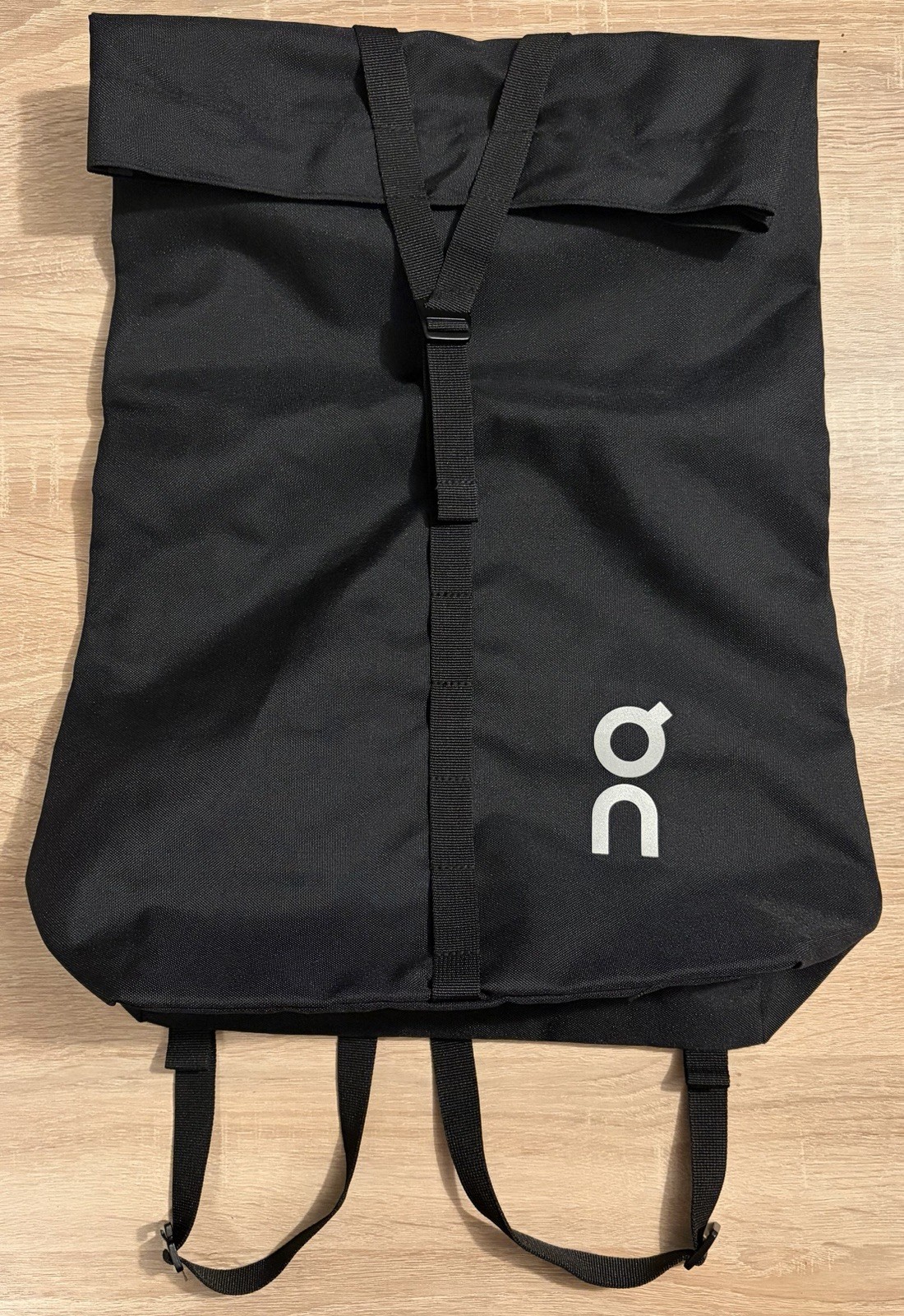 On Cloud Running Ambassador Pack Backpack 2 in 1 Bag Tote Black BACKPACK