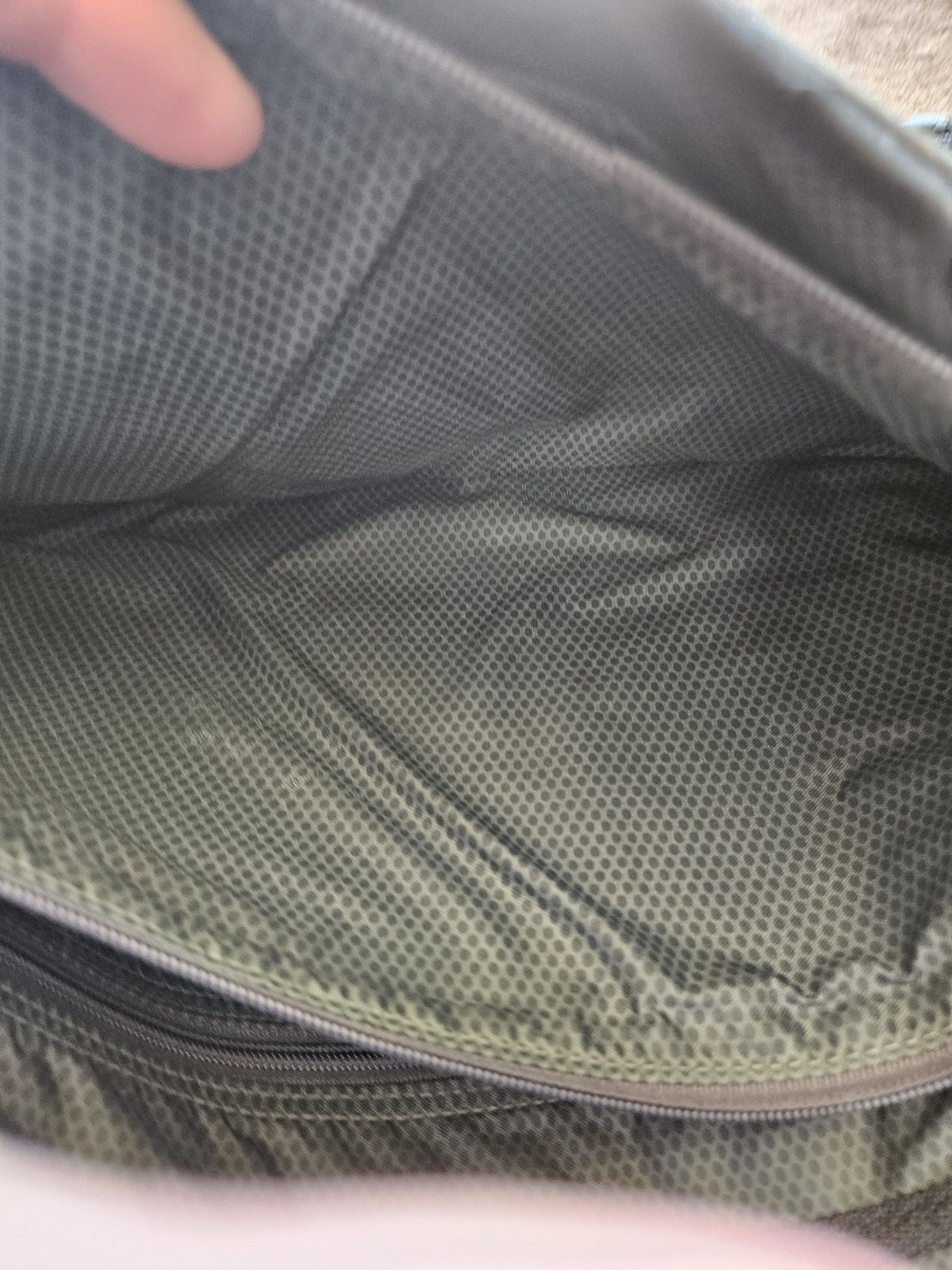 Tumi Tech Ballistic Messenger Bag 5508D Black Laptop Nylon Crossbody Strap