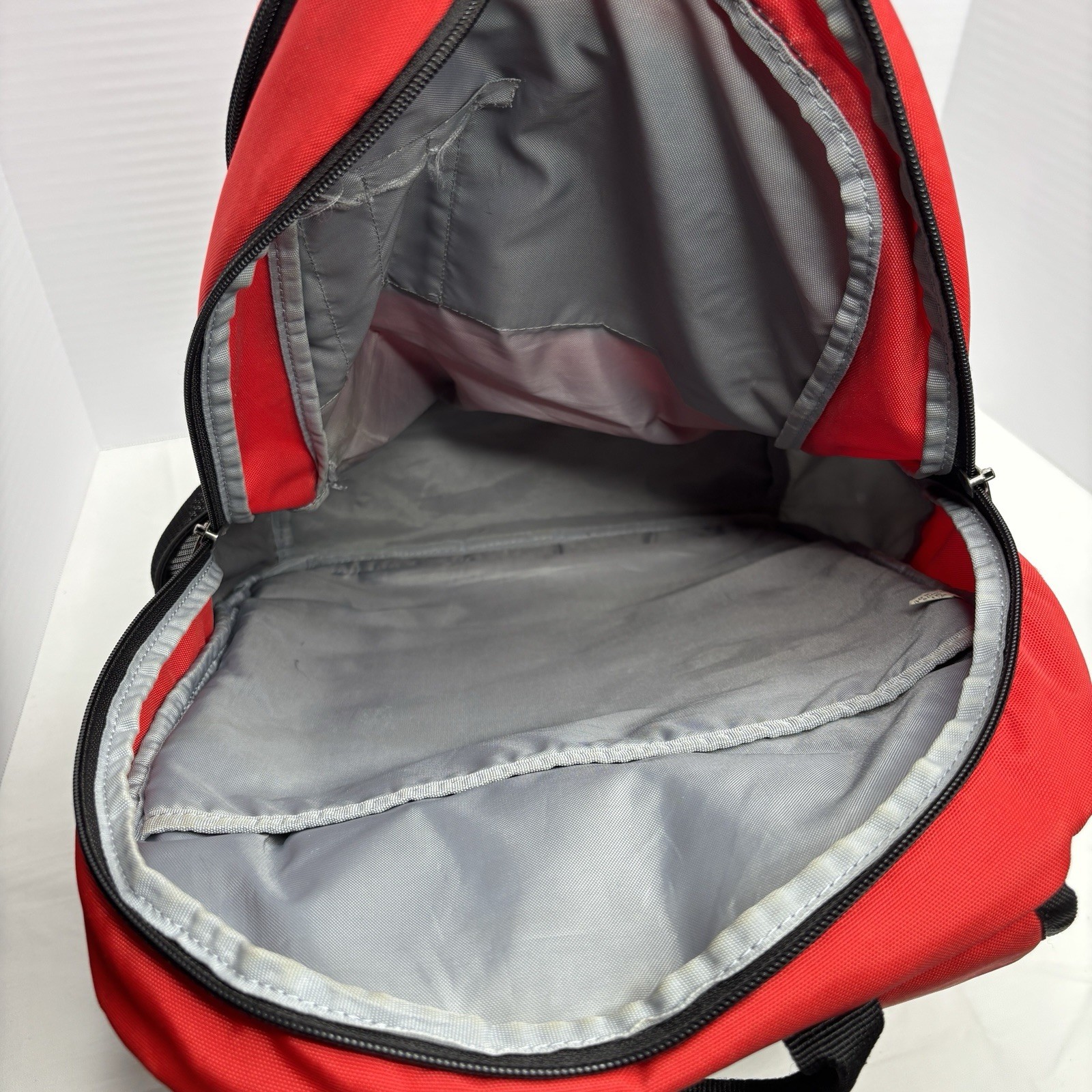 Under Armour Storm 1 Red Black Backpack Gym Heat Gear Zip Around