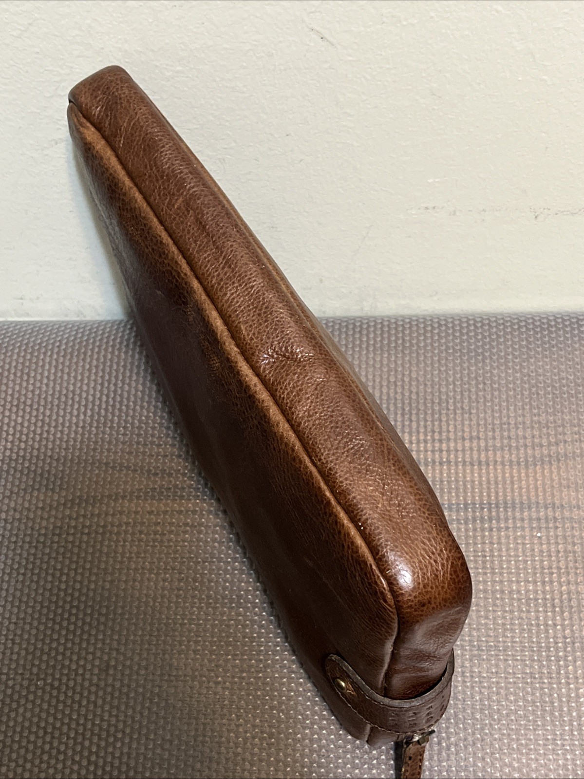 Moore & Giles Leather Tech Pocket Titan Milled Brown With Built In Powder Bank