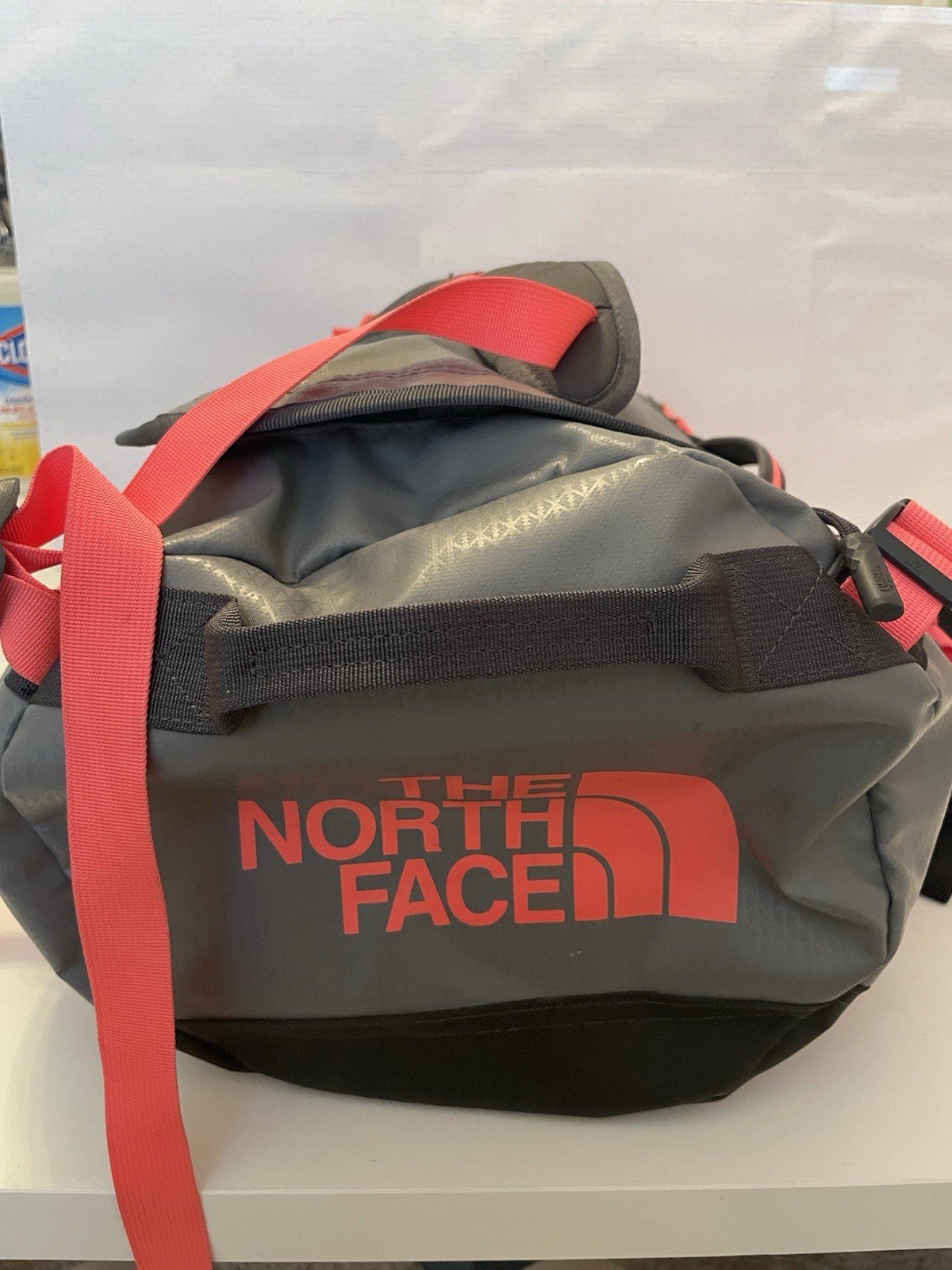 THE NORTH FACE BASE CAMP DUFFEL BAG Grey 50L 10x11x17” See Pics Zipper Closure