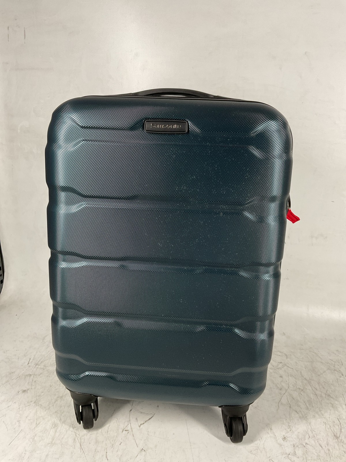 Samsonite Omni Pc Hardside Expandable Luggage with Spinner Wheels 20 Inch U17