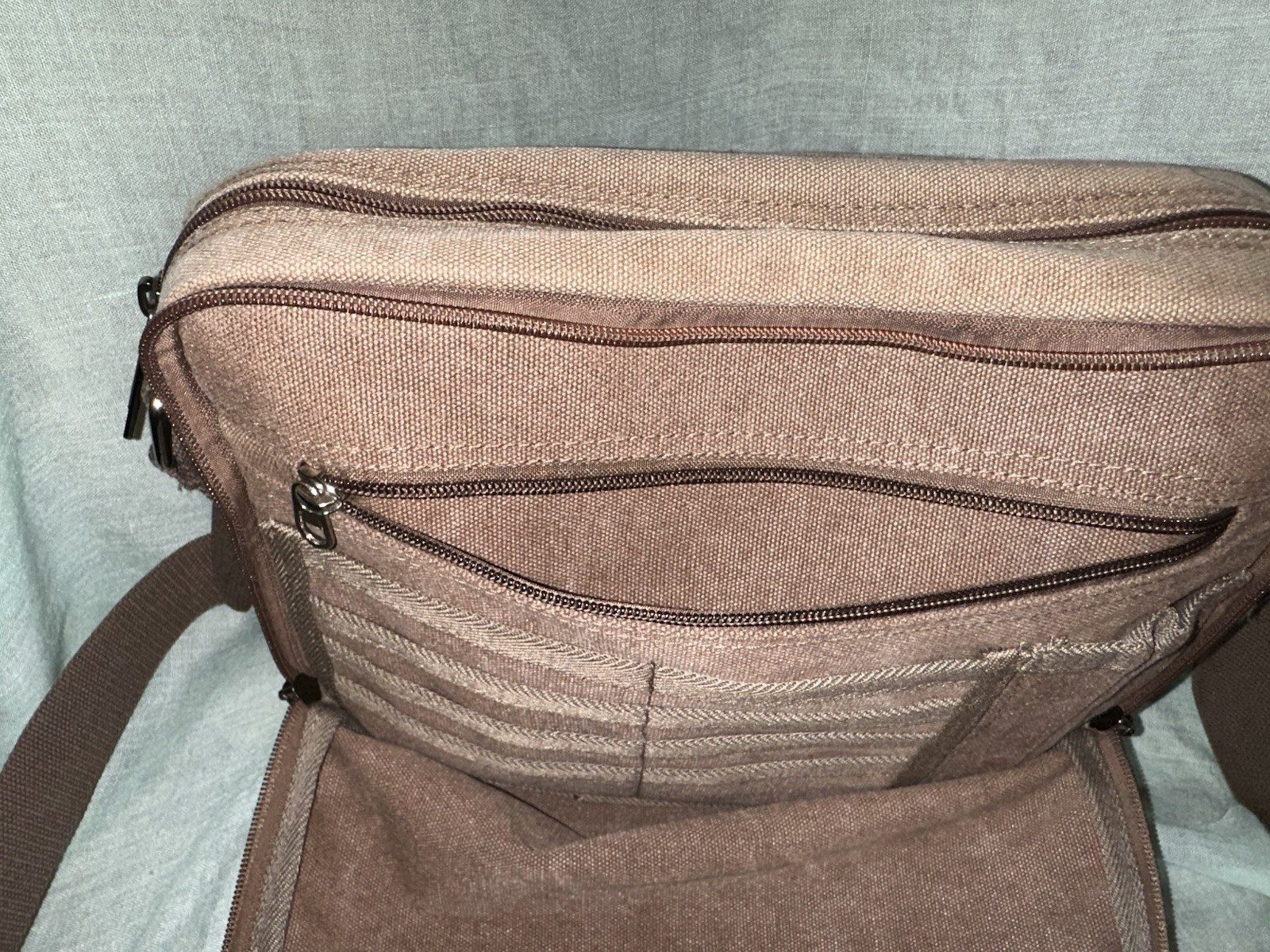 Canvas Natural Material Retro Messenger Tablet Travel Bag Manjianghong Men’s