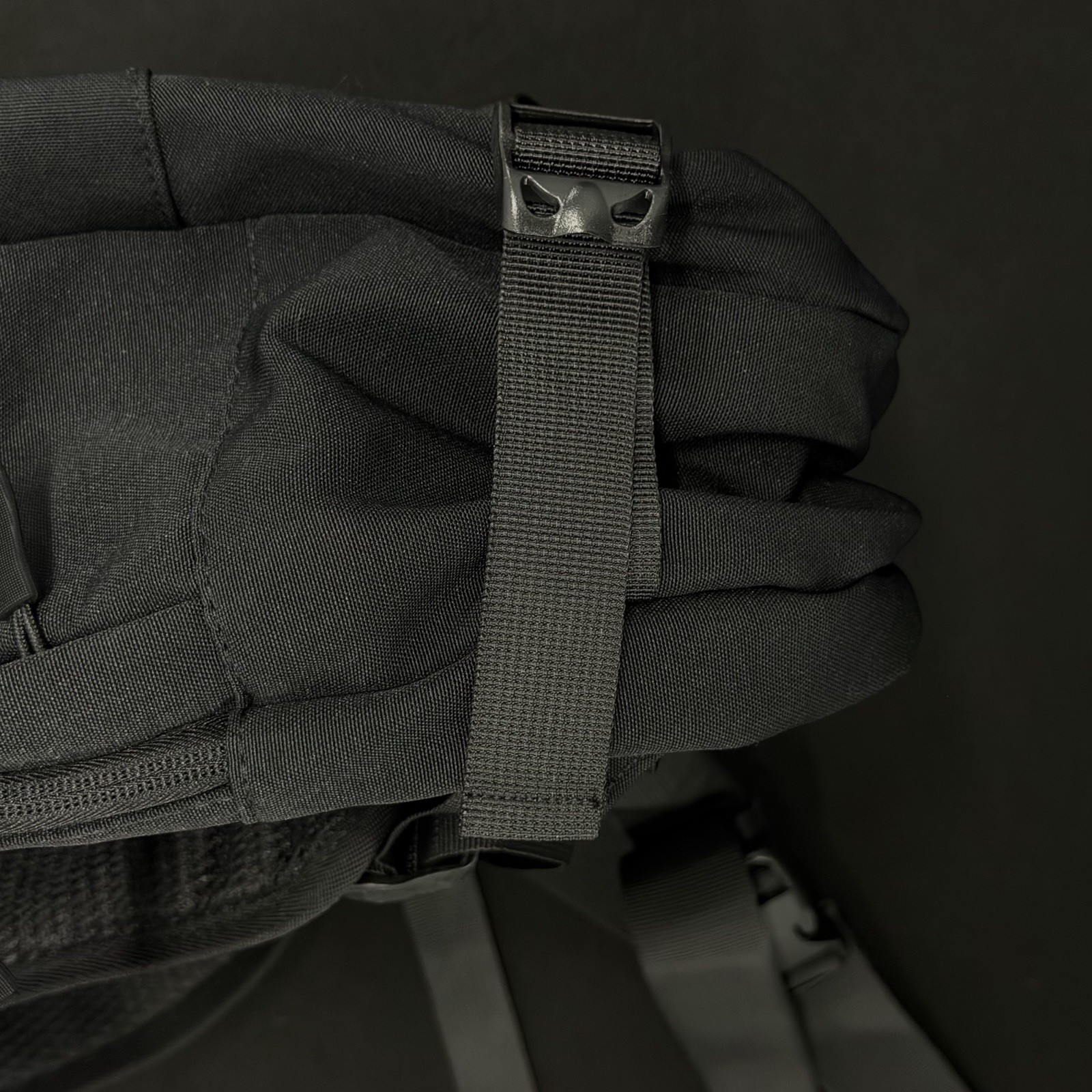 Supreme TNF Summit Series Backpack Chugach 16 Black The North Face Rare Bag