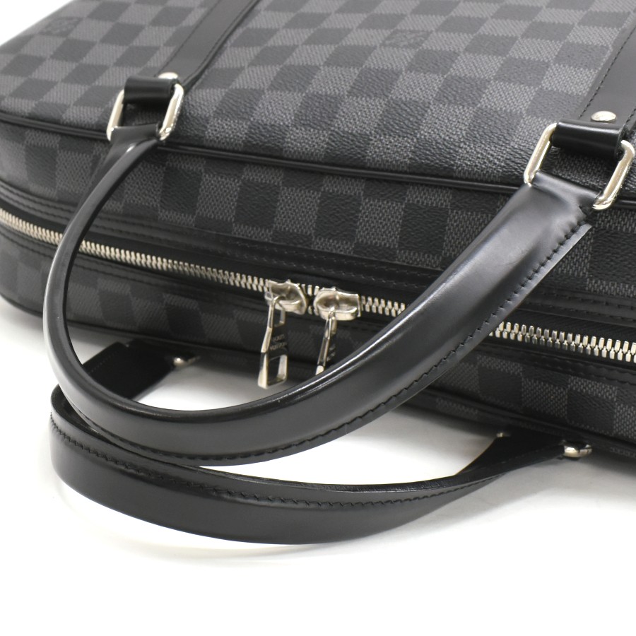 LOUIS VUITTON Damier Graphite Porte Documents Voyage N51195 T1CC