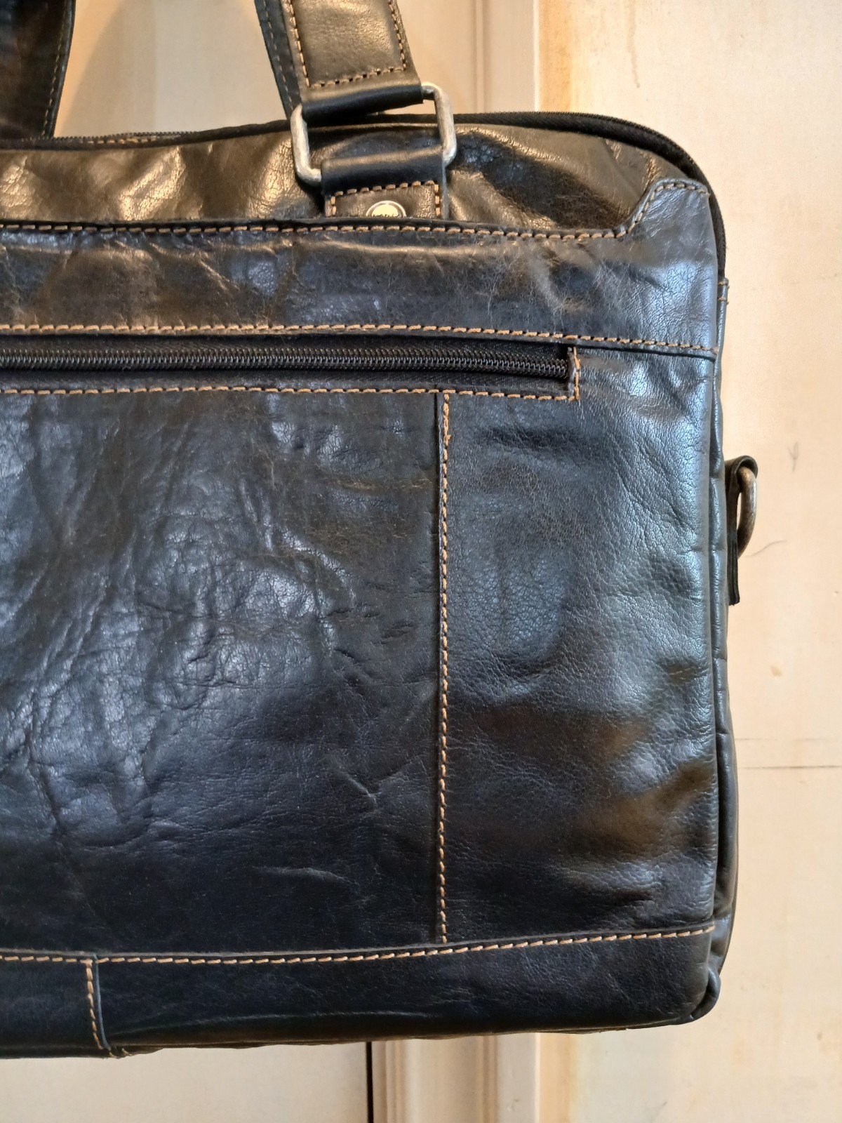 Jack Georges Voyager Buffalo Leather Soft Briefcase, Zip-Top w Strap, Black New