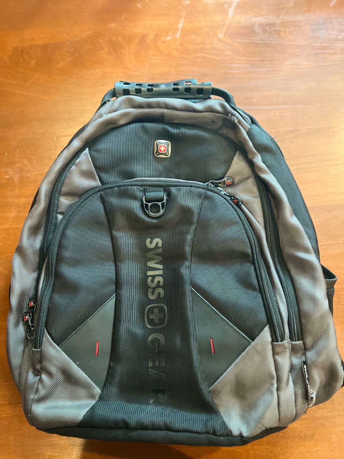 Unisex Swiss Gear Back Pack Grey & Black