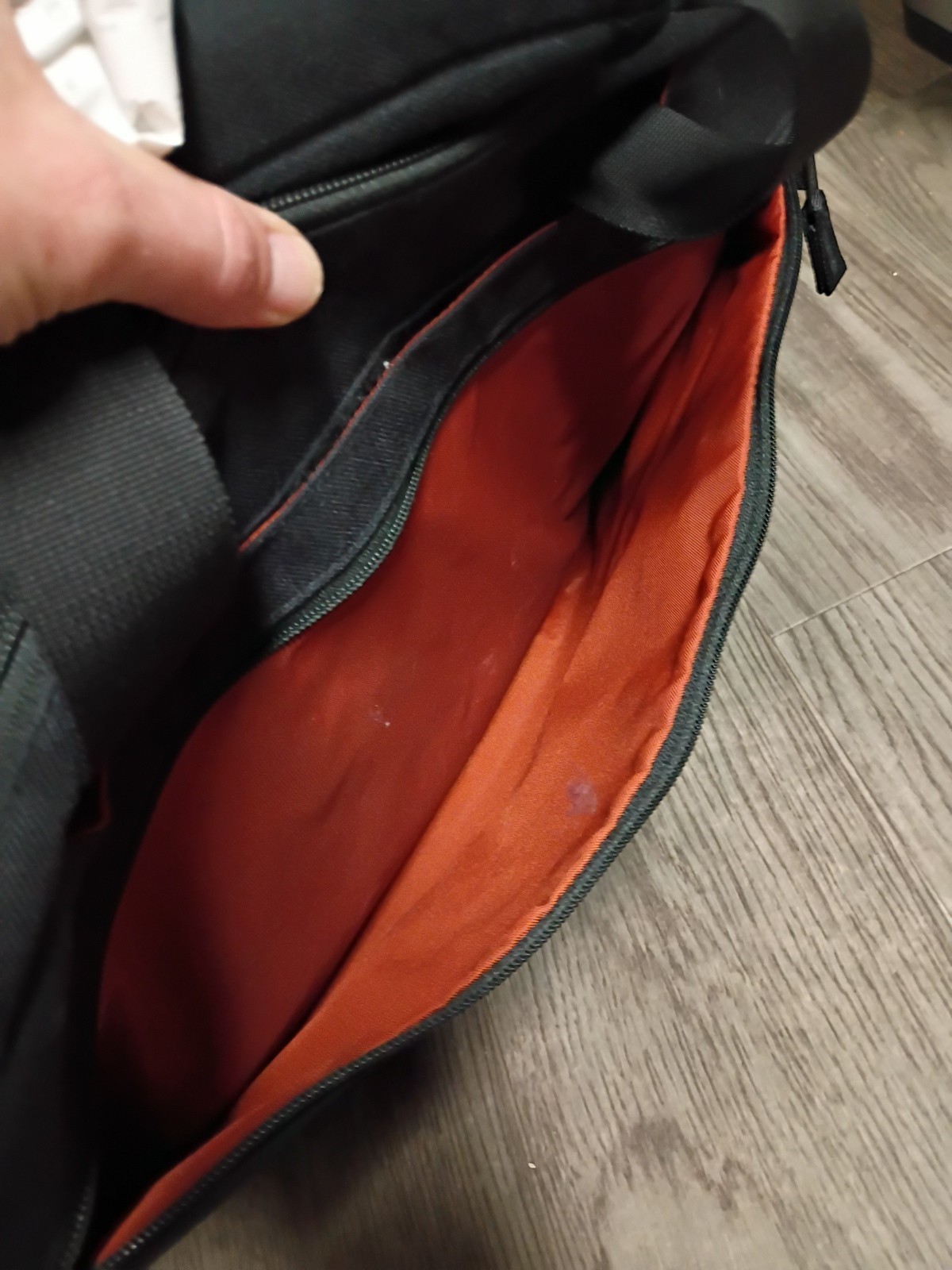 L.L. Bean Black Nylon Vintage Messenger Bag Laptop Shoulder Strap Handle Zip